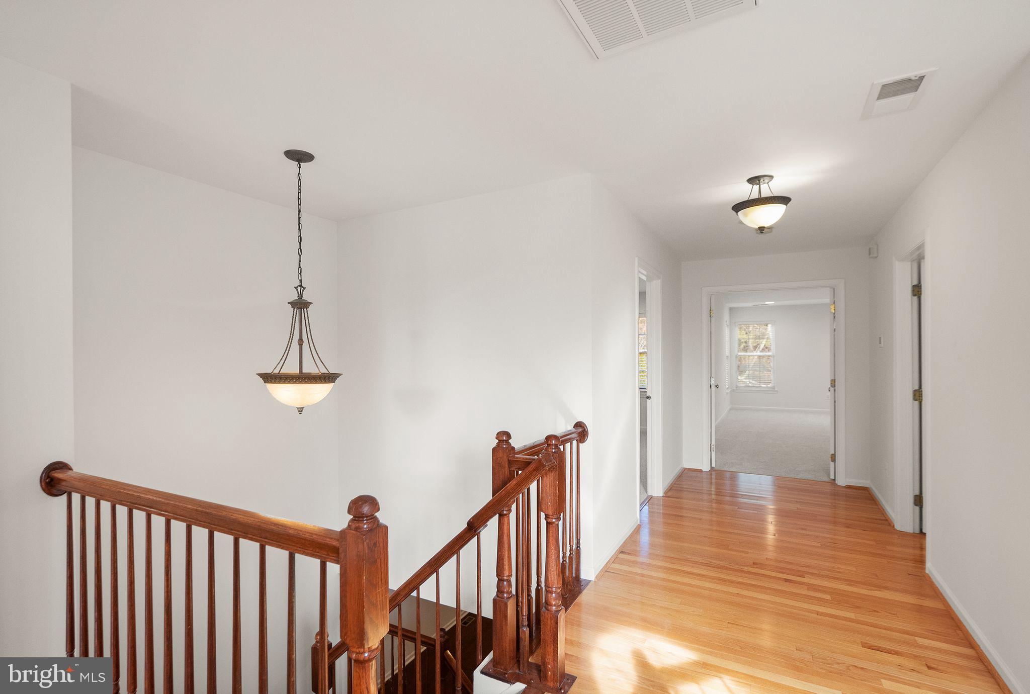 SOUTH RIDING - Residential