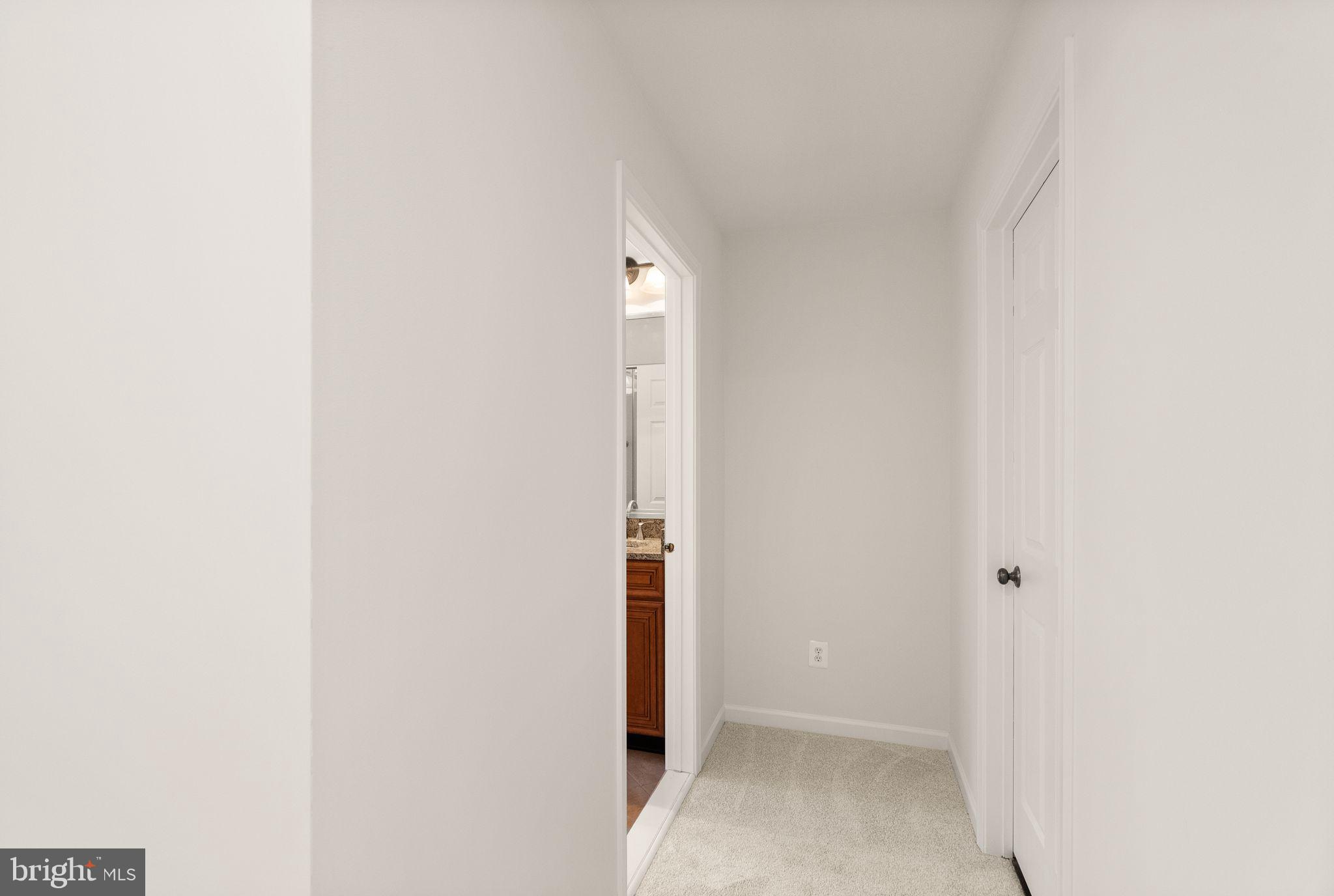 SOUTH RIDING - Residential