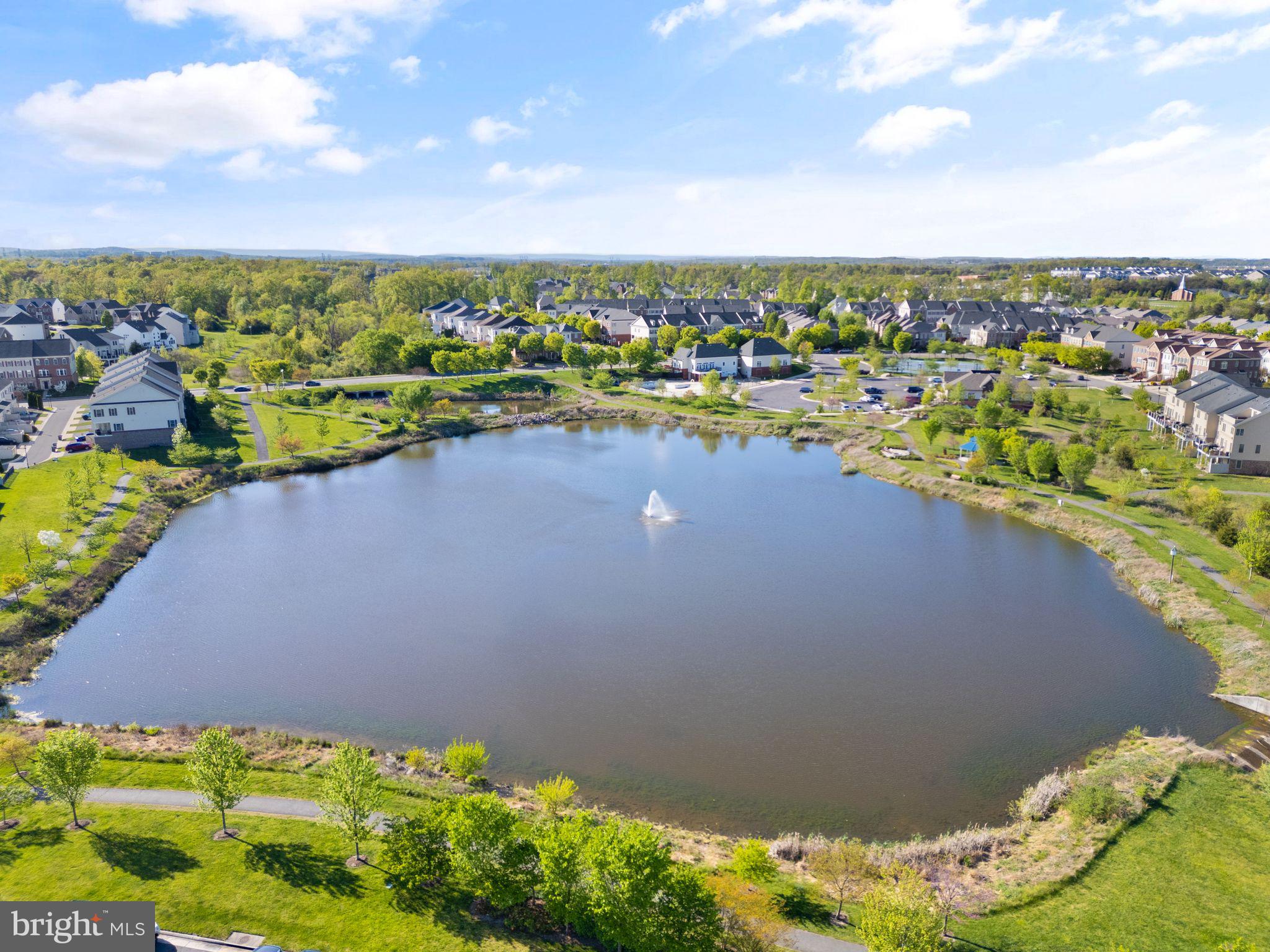 SOUTH RIDING - Residential