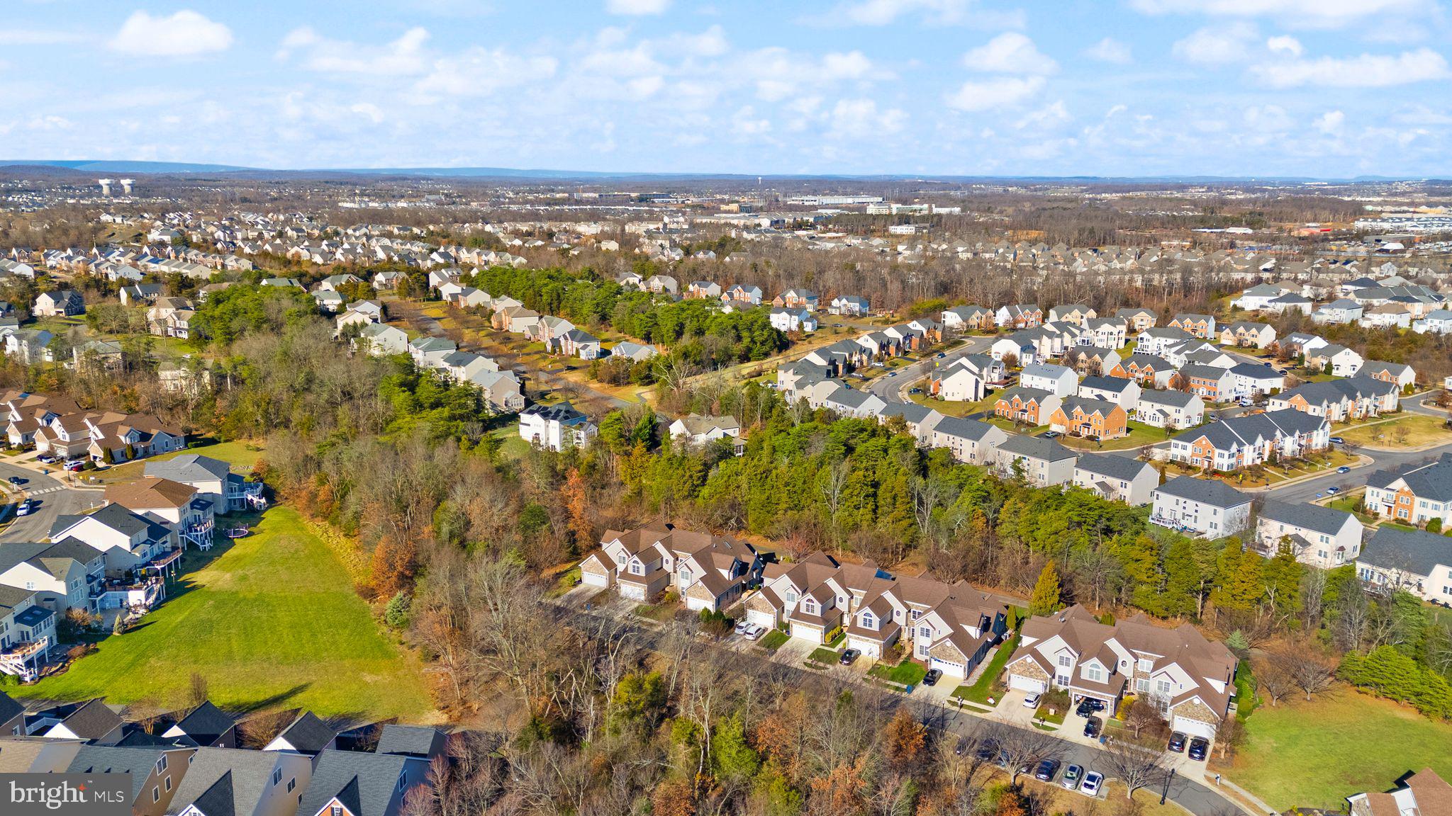 SOUTH RIDING - Residential