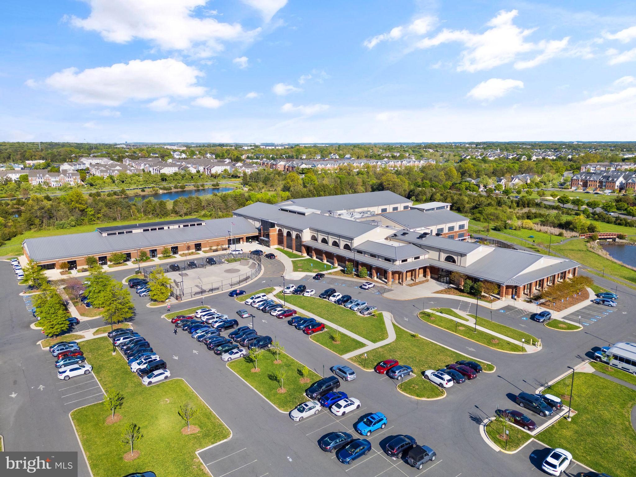 SOUTH RIDING - Residential