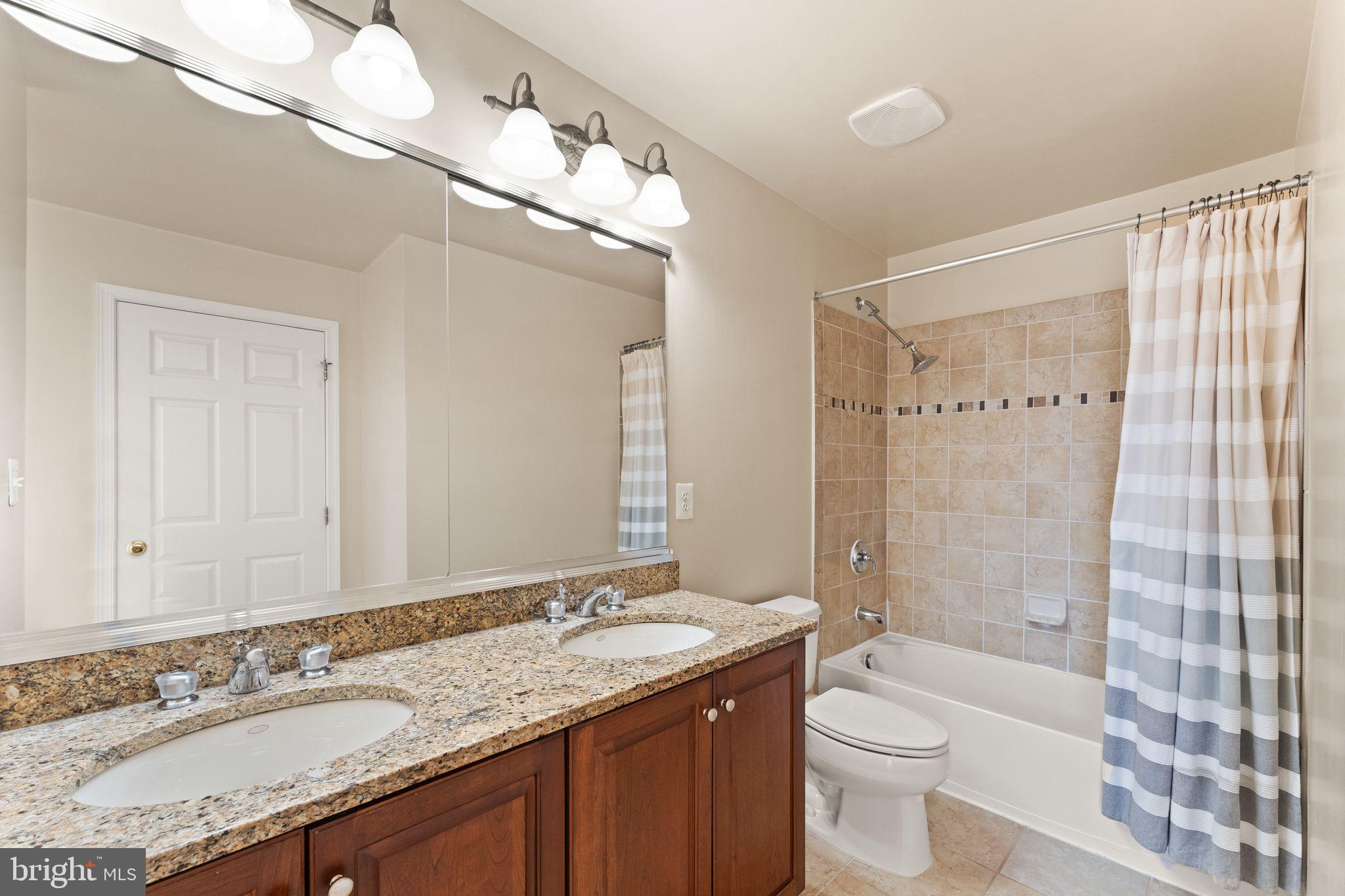 SOUTH RIDING - Residential