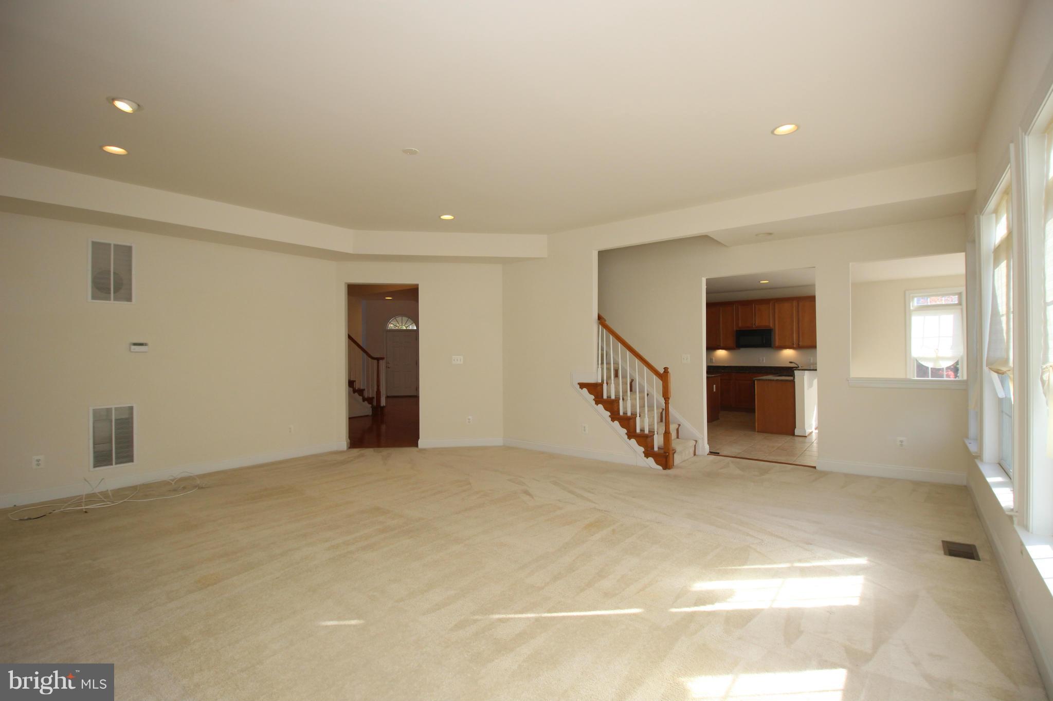 LANSDOWNE ON THE POTOMAC - Residential Lease