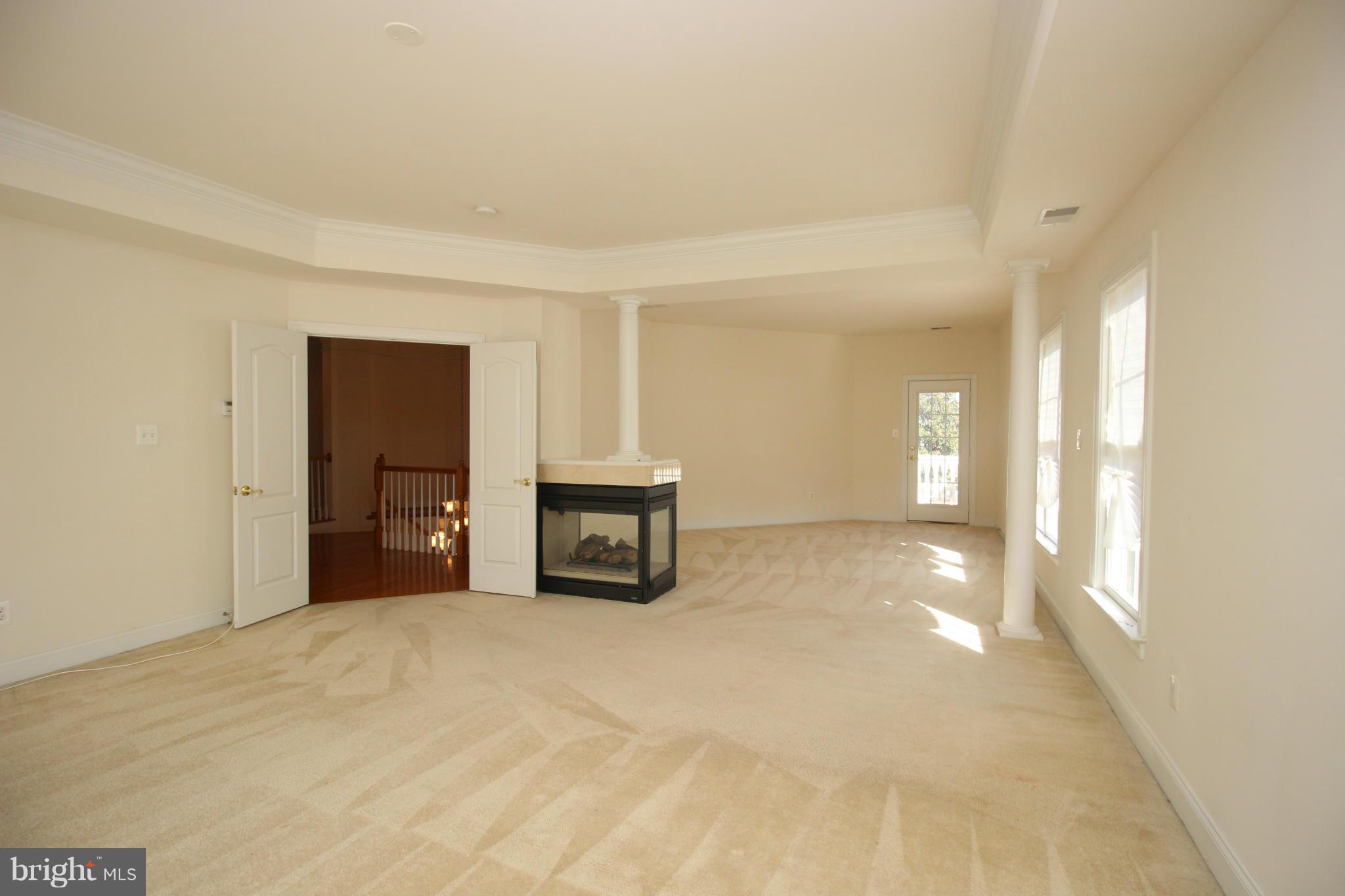 LANSDOWNE ON THE POTOMAC - Residential Lease