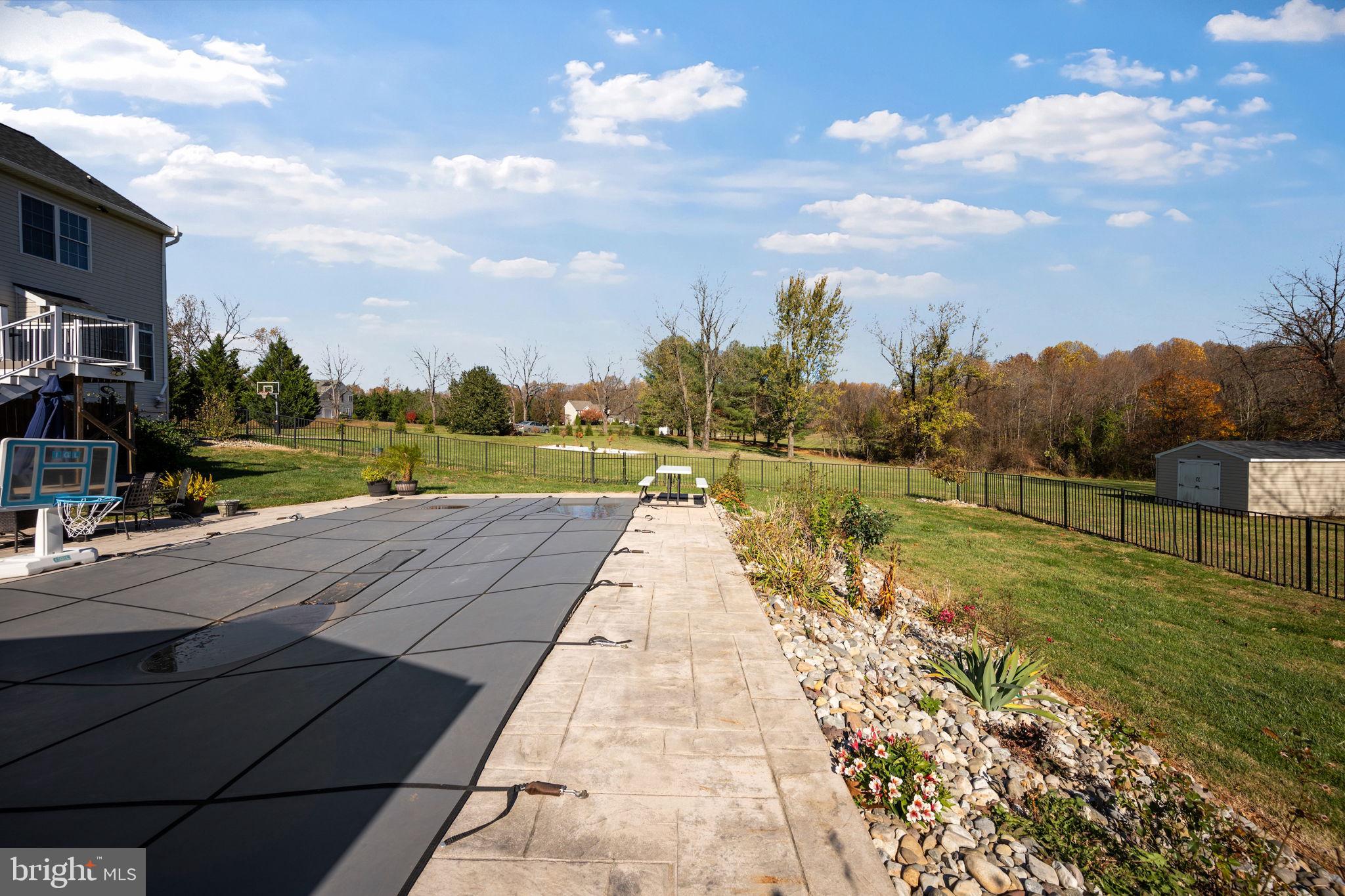 PRIESTFORD OVERLOOK - Residential