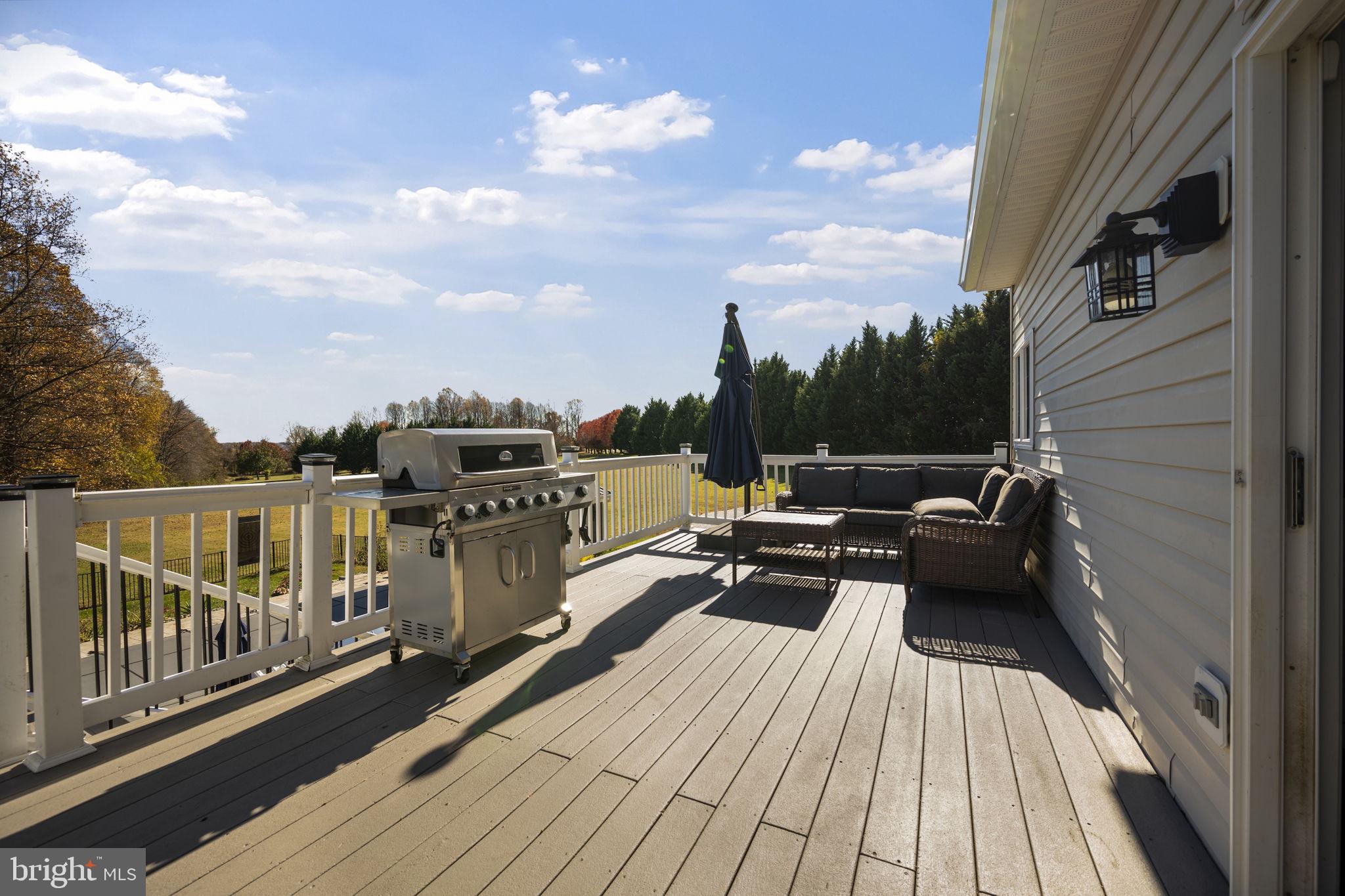 PRIESTFORD OVERLOOK - Residential