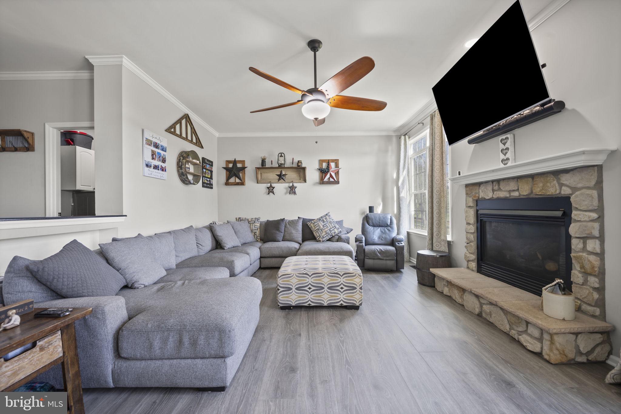 PRIESTFORD OVERLOOK - Residential