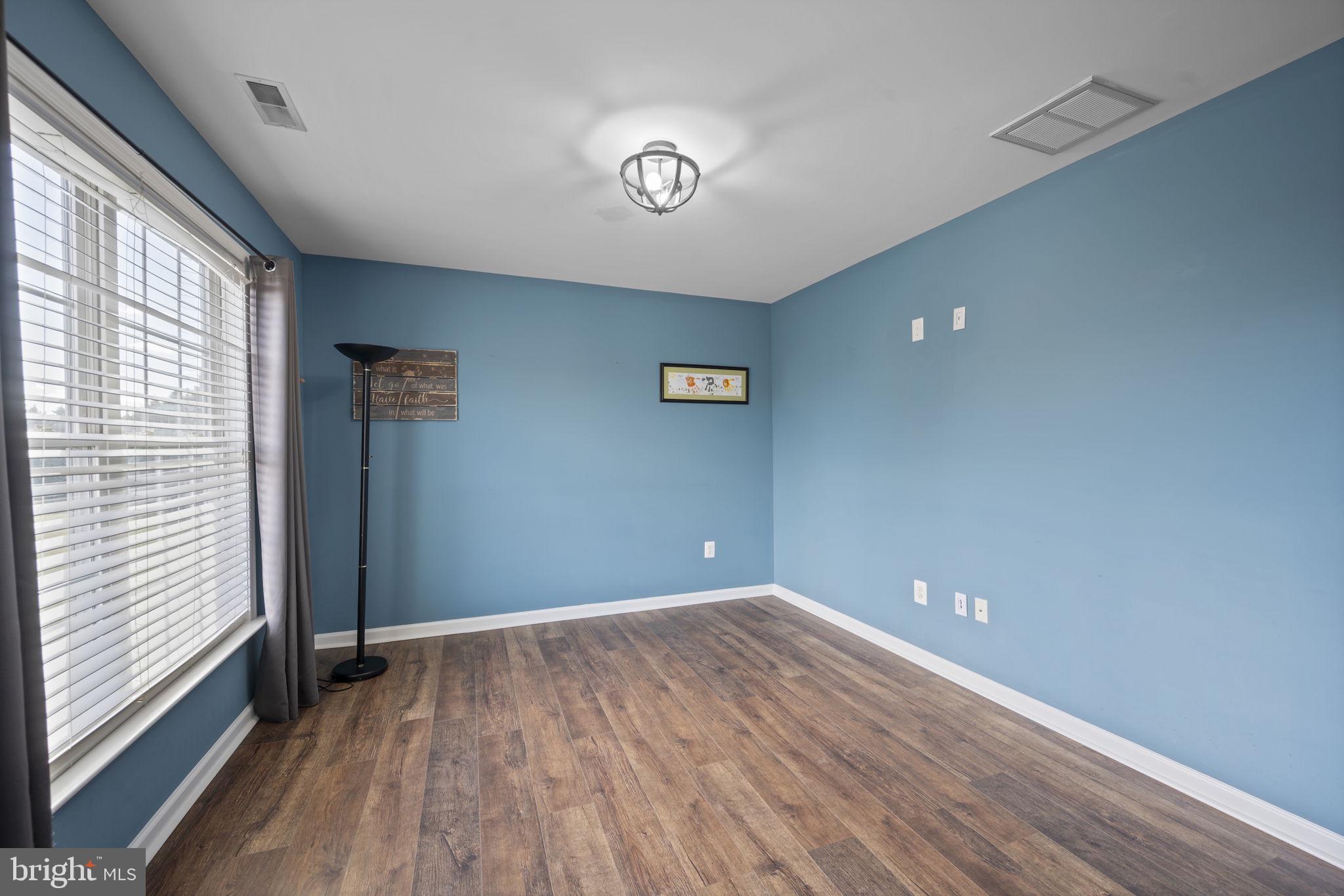 PRIESTFORD OVERLOOK - Residential