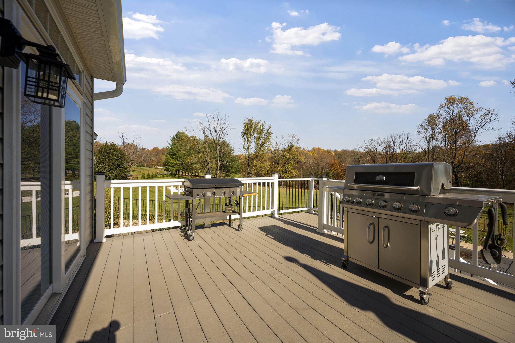 PRIESTFORD OVERLOOK - Residential