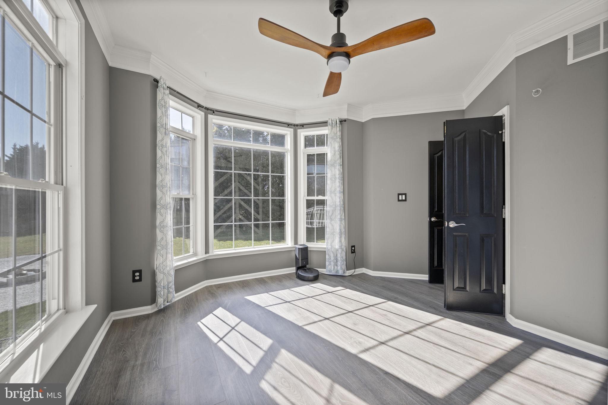 PRIESTFORD OVERLOOK - Residential