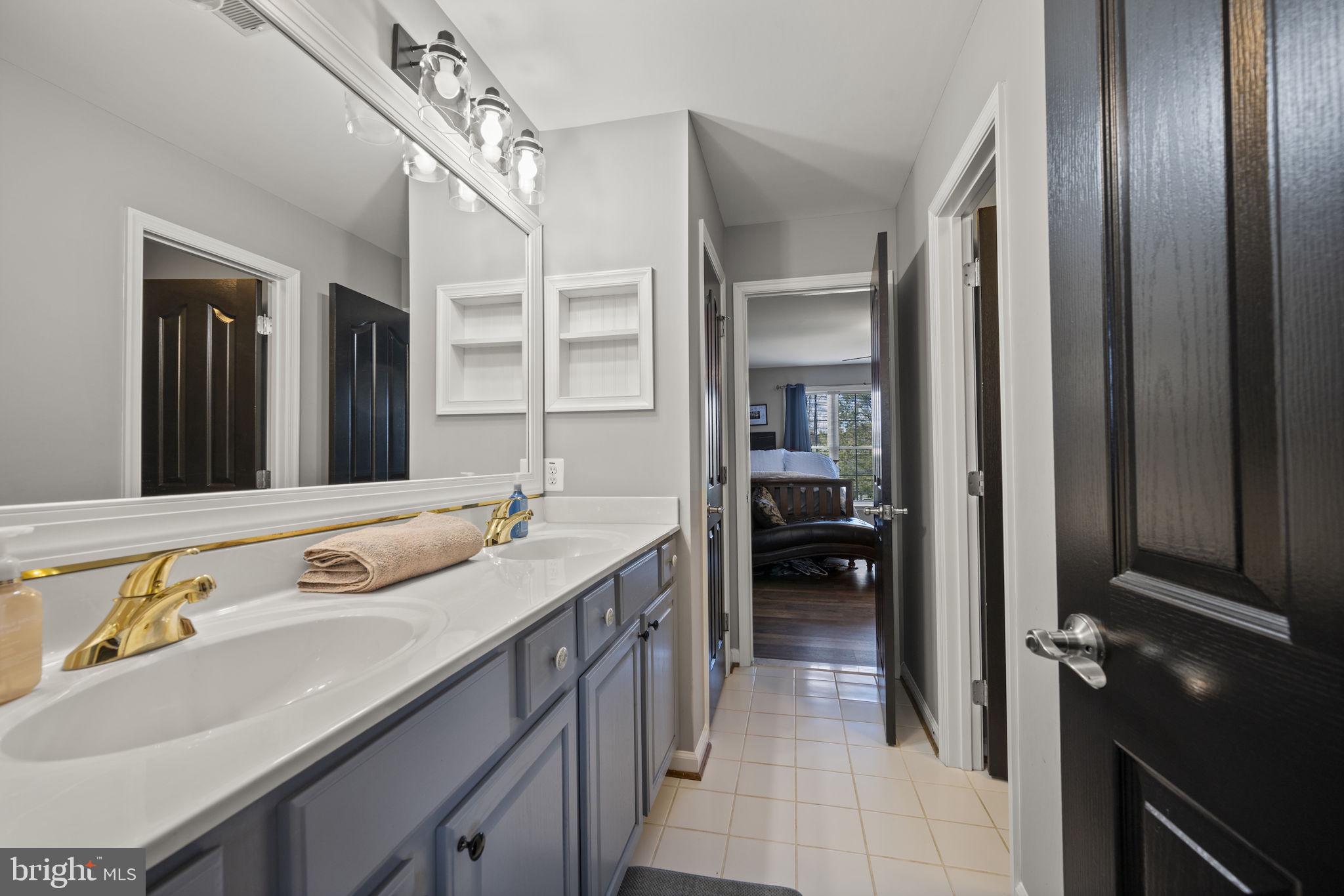 PRIESTFORD OVERLOOK - Residential