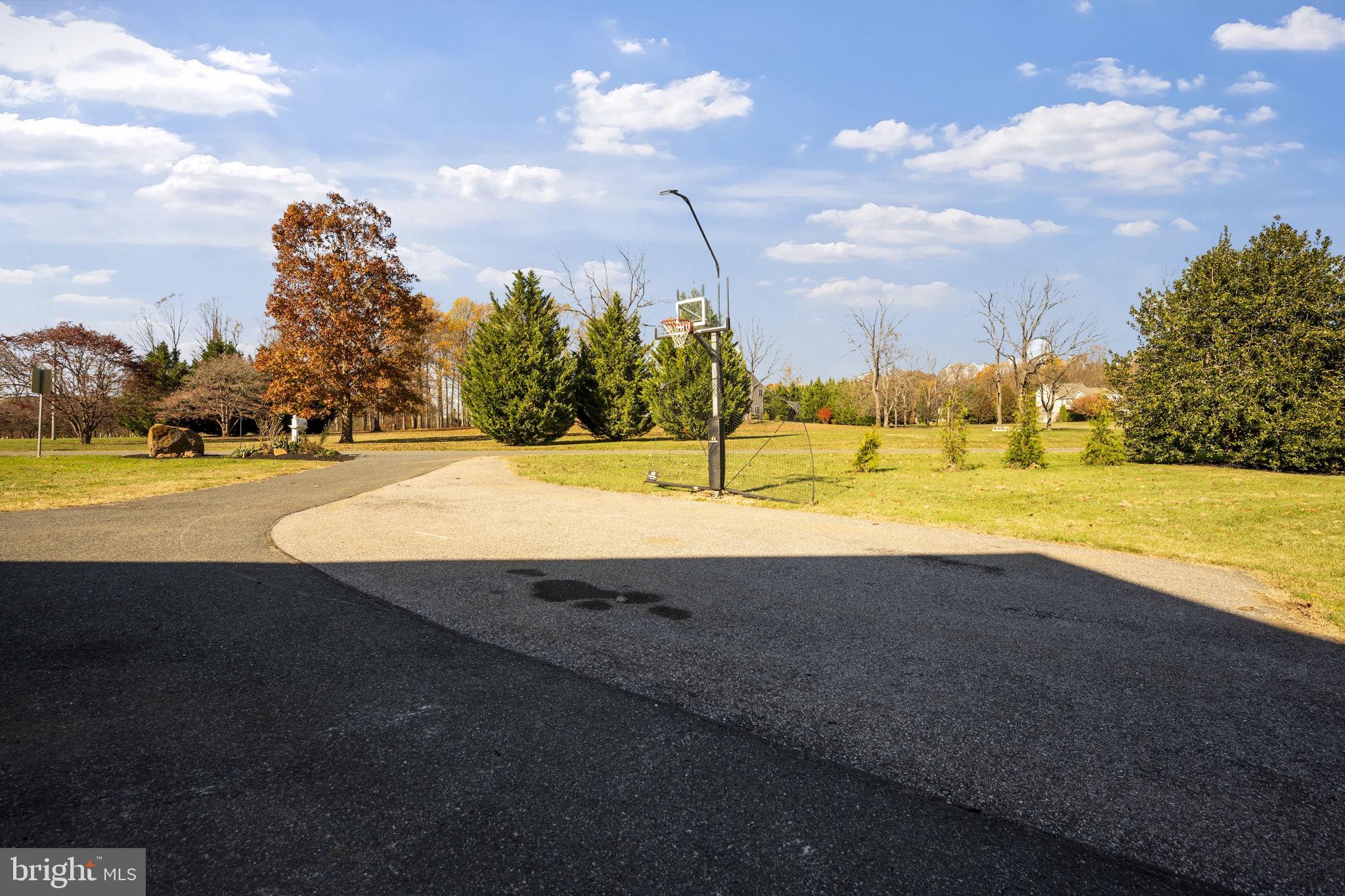 PRIESTFORD OVERLOOK - Residential