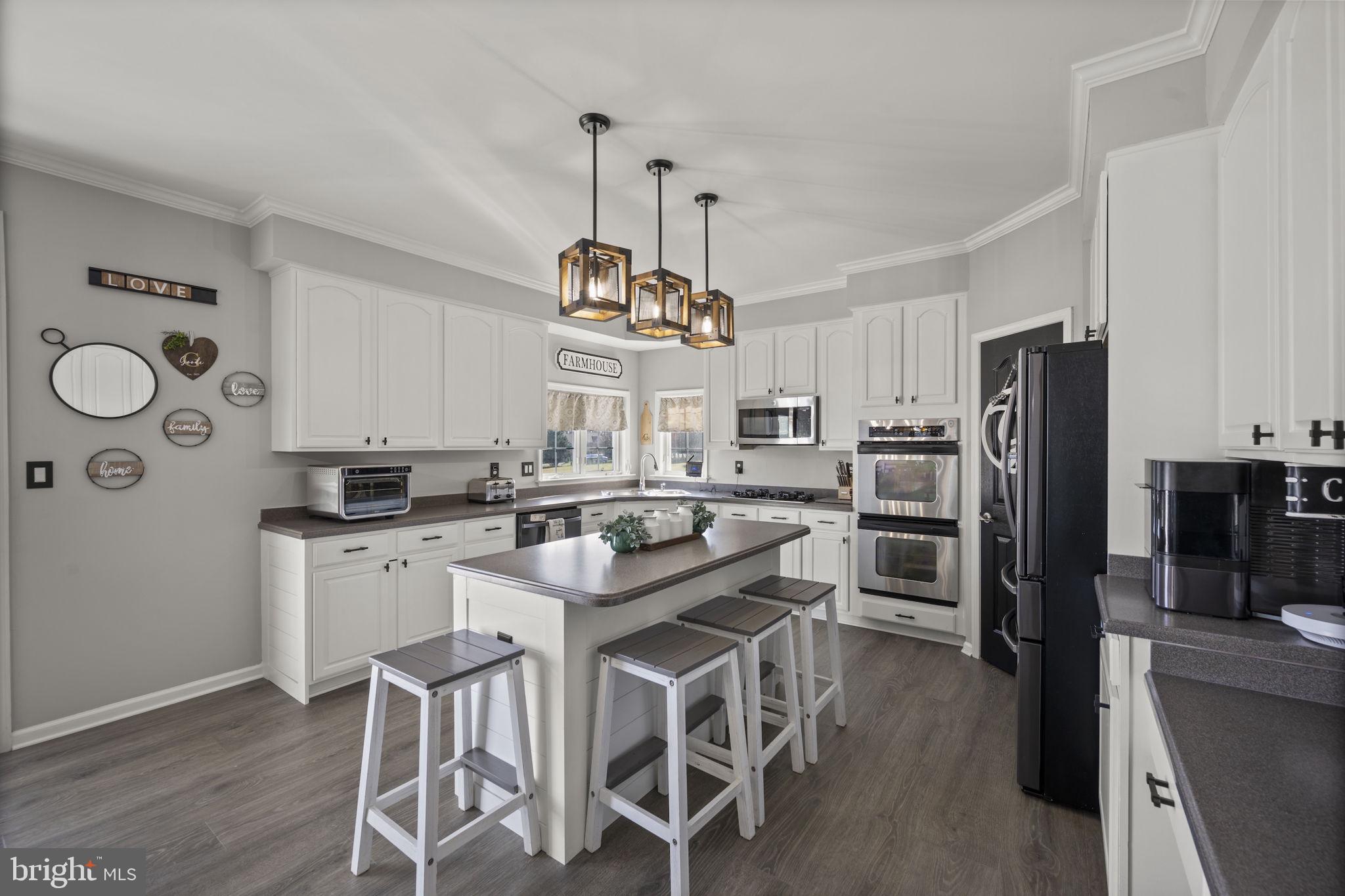 PRIESTFORD OVERLOOK - Residential