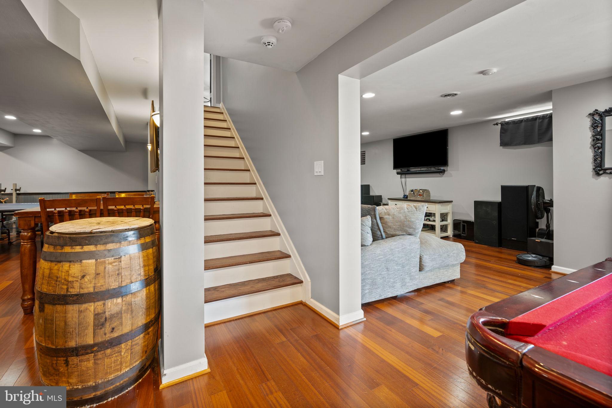 PRIESTFORD OVERLOOK - Residential