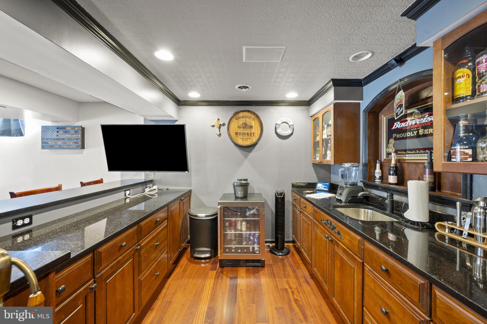 PRIESTFORD OVERLOOK - Residential