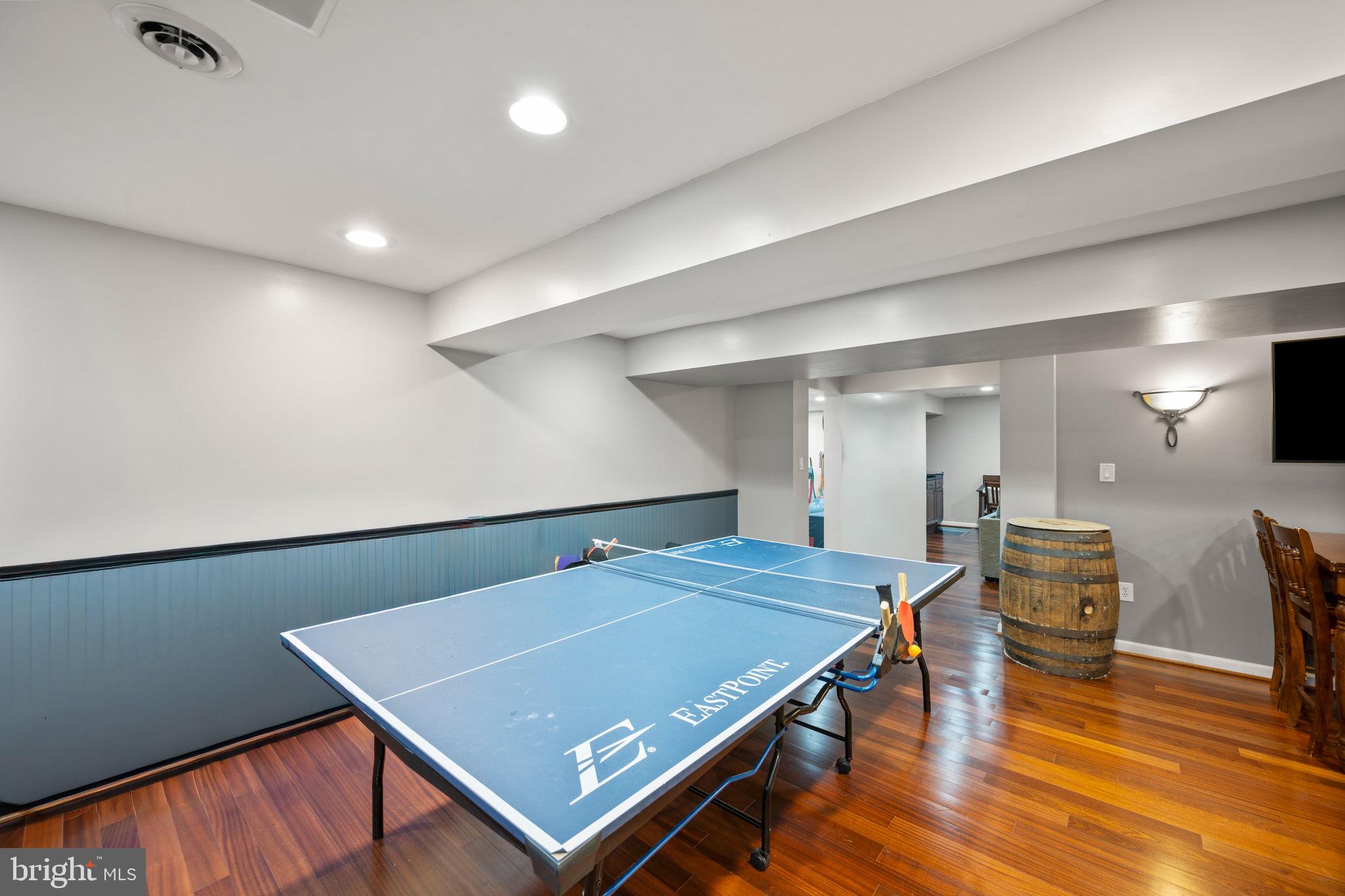 PRIESTFORD OVERLOOK - Residential