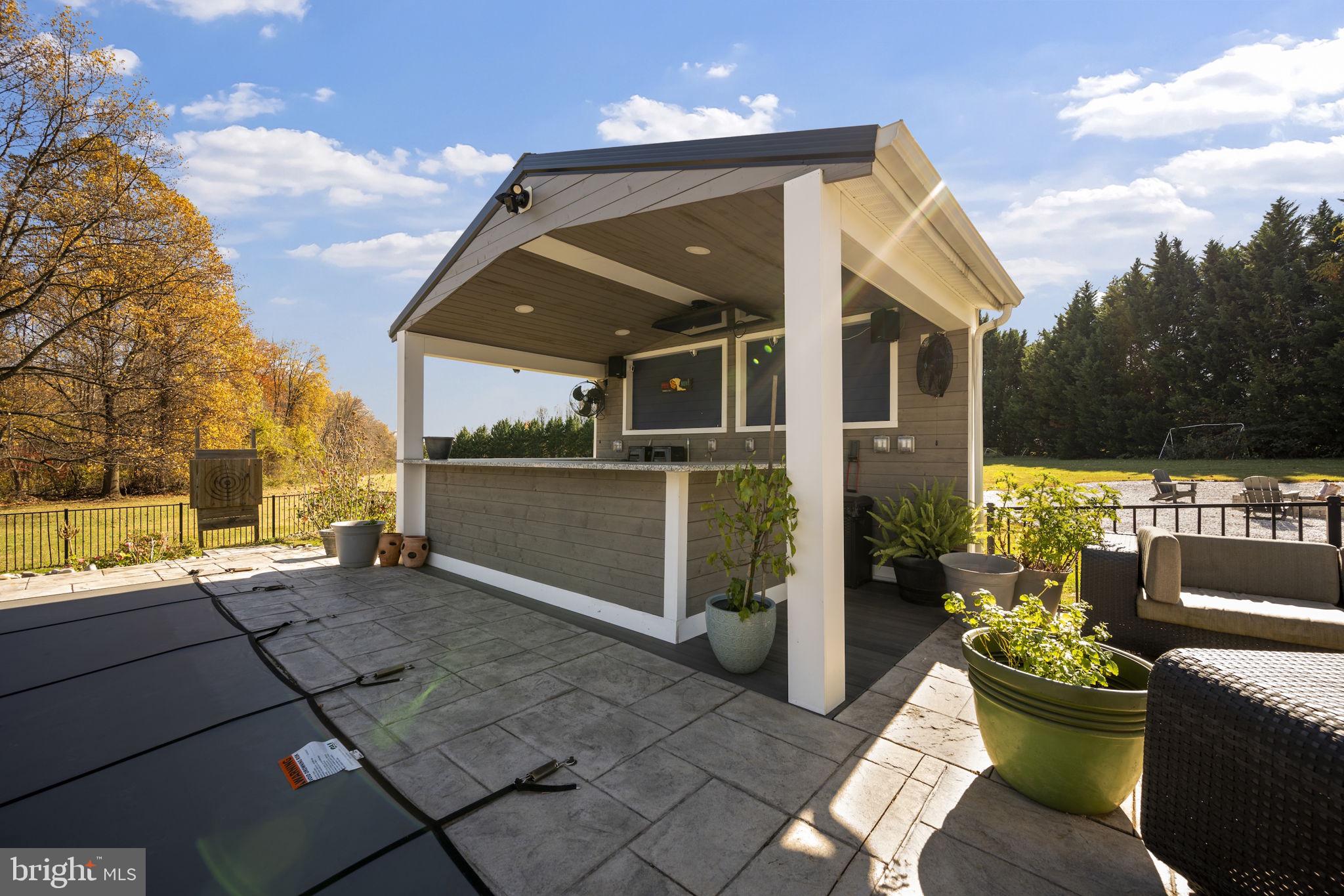 PRIESTFORD OVERLOOK - Residential