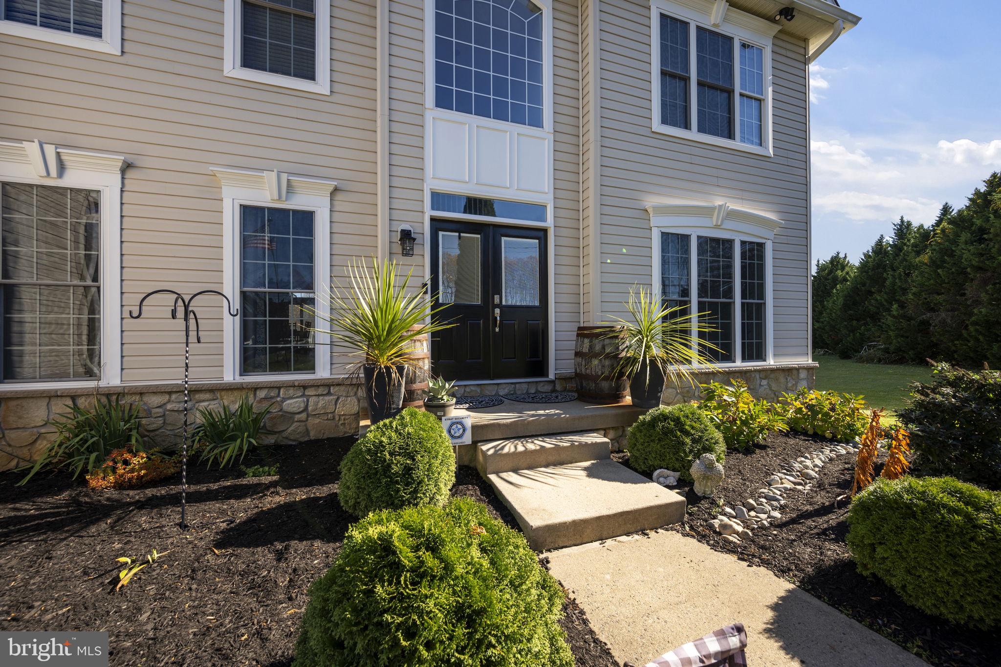 PRIESTFORD OVERLOOK - Residential