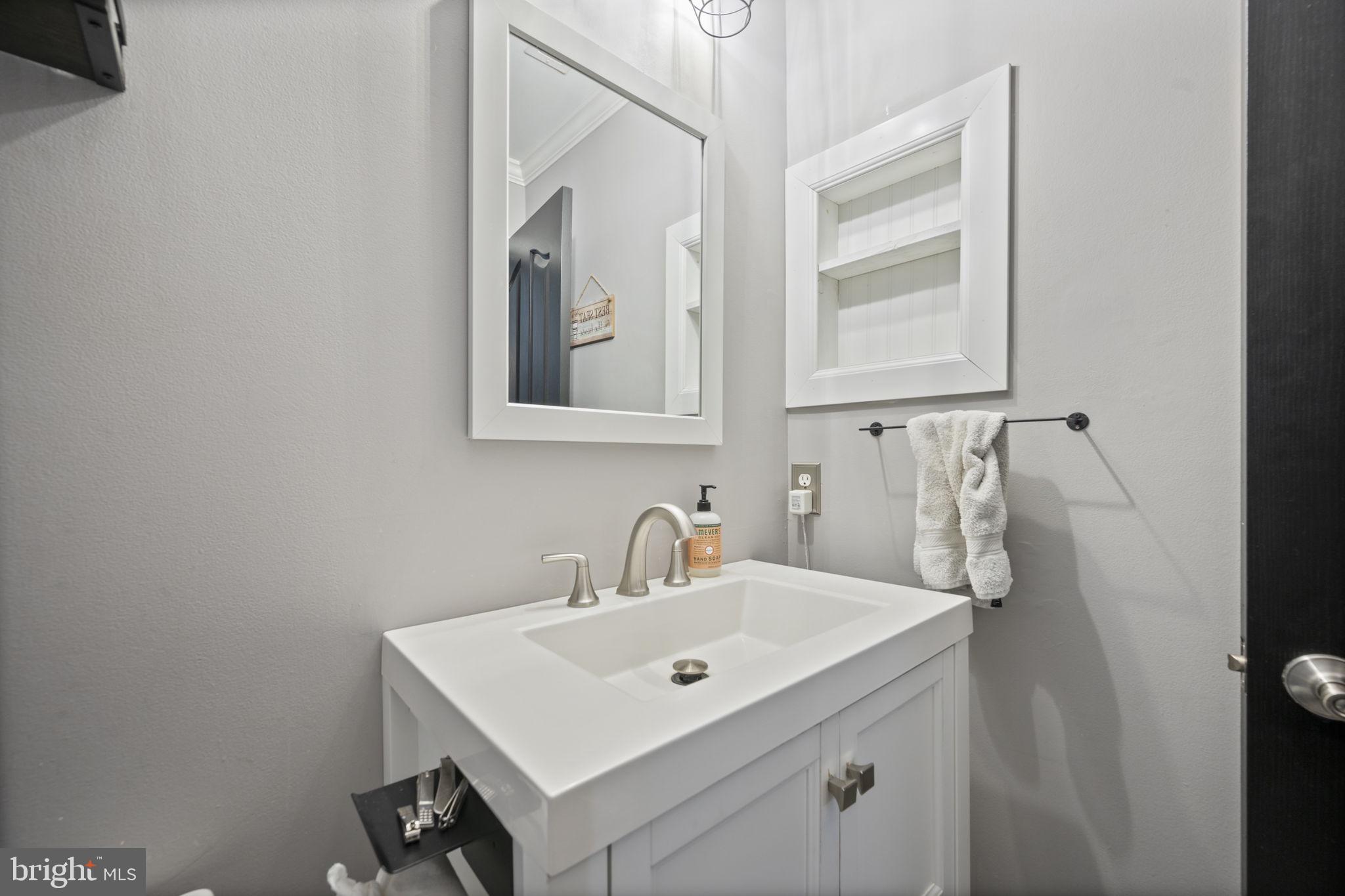 PRIESTFORD OVERLOOK - Residential