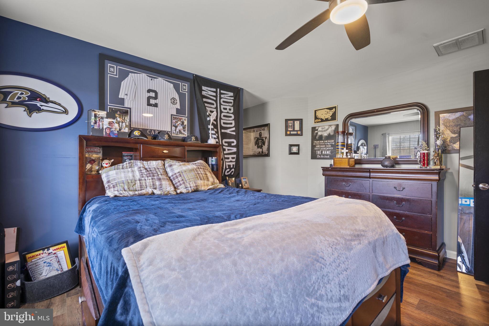 PRIESTFORD OVERLOOK - Residential