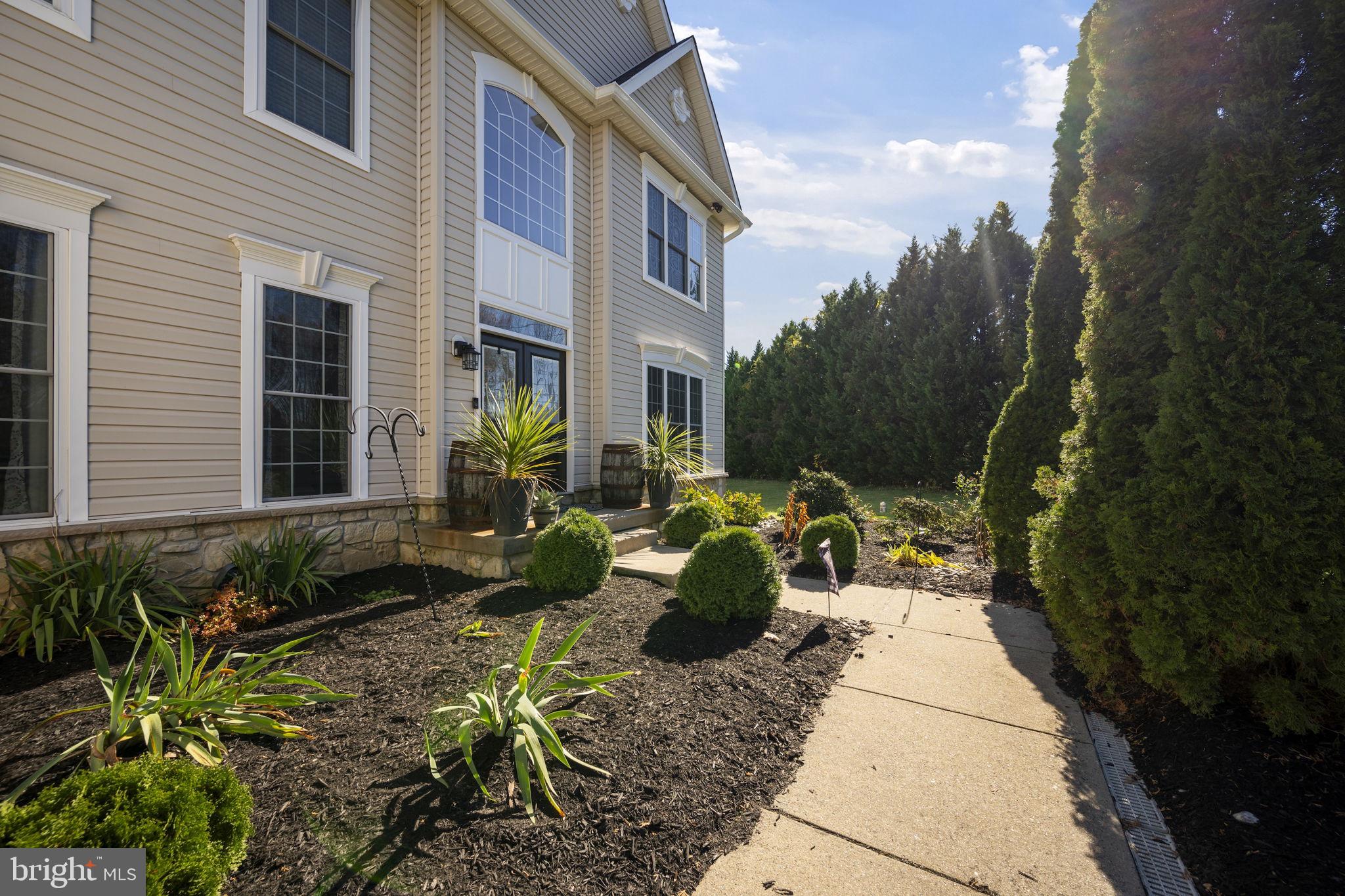 PRIESTFORD OVERLOOK - Residential
