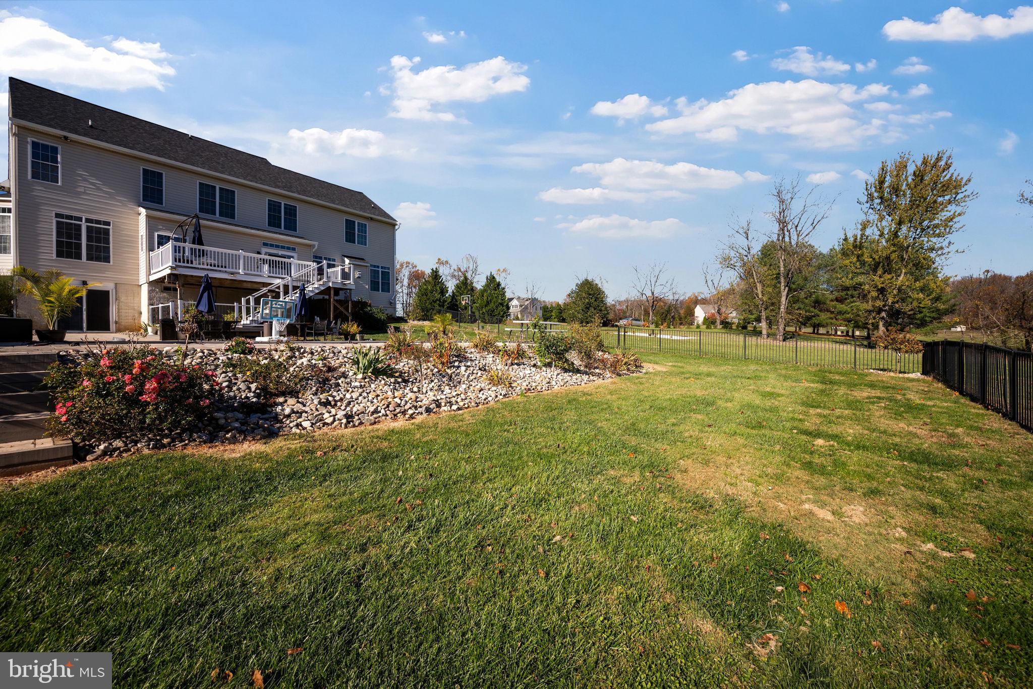 PRIESTFORD OVERLOOK - Residential