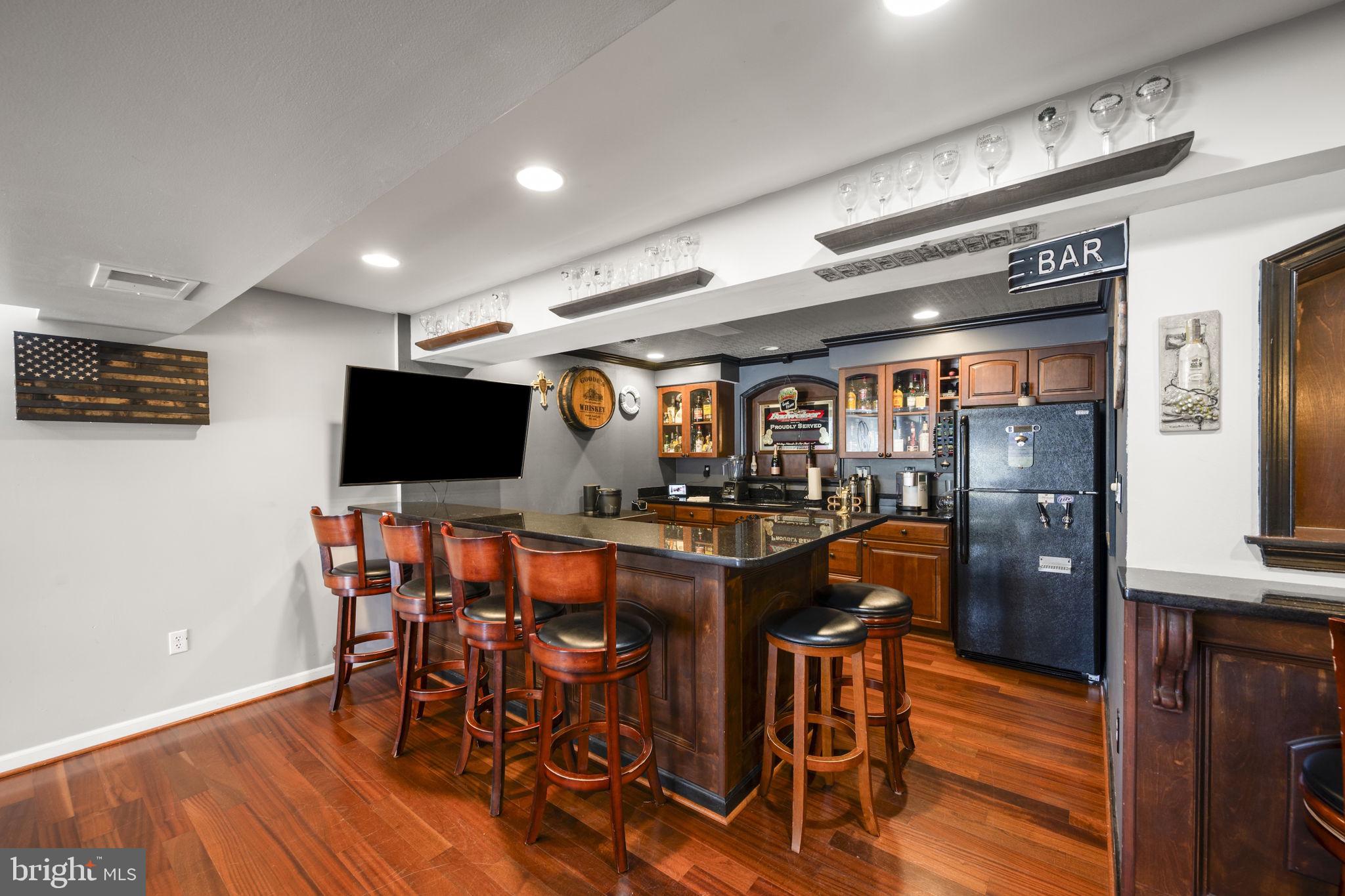 PRIESTFORD OVERLOOK - Residential