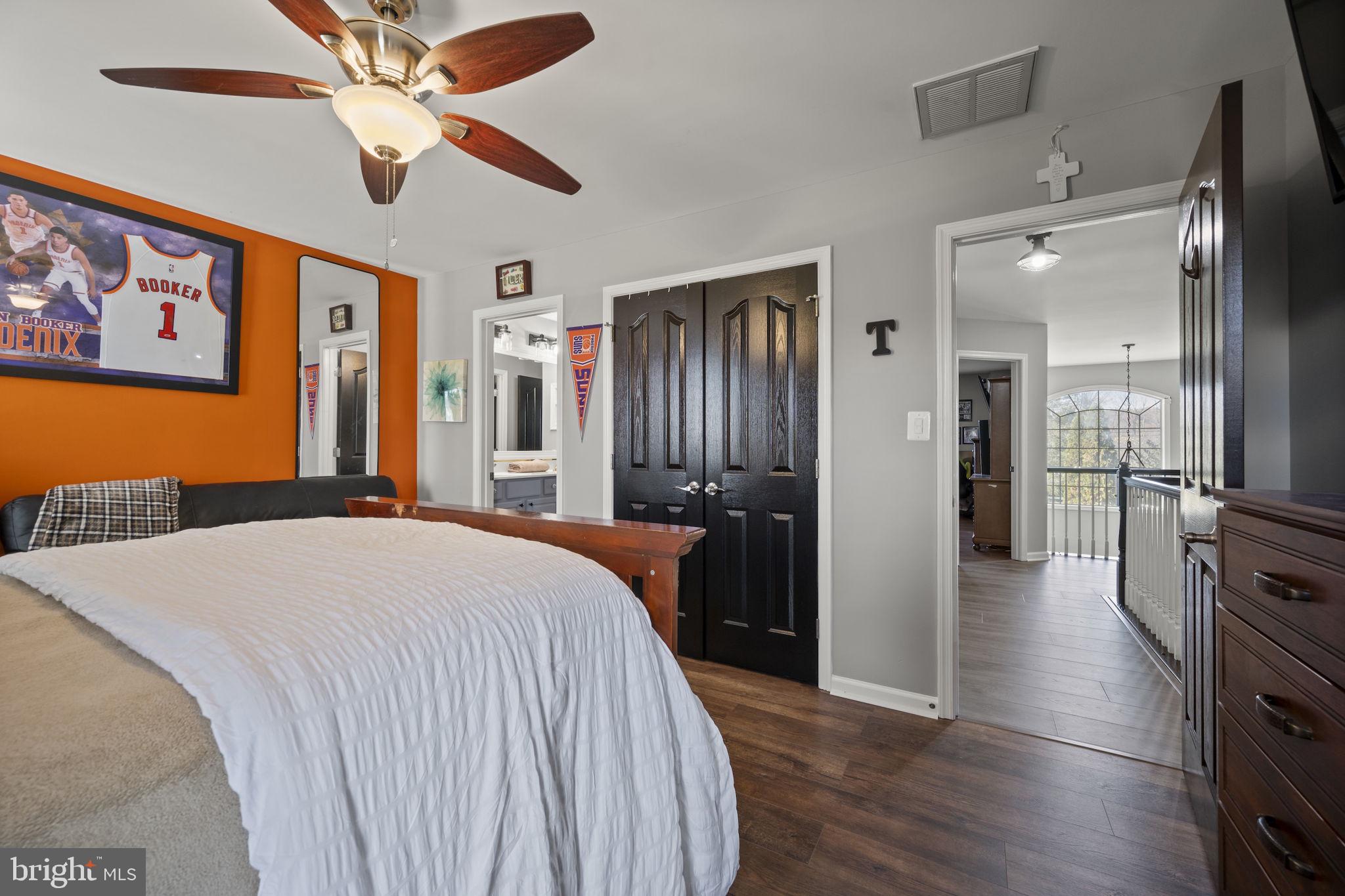 PRIESTFORD OVERLOOK - Residential