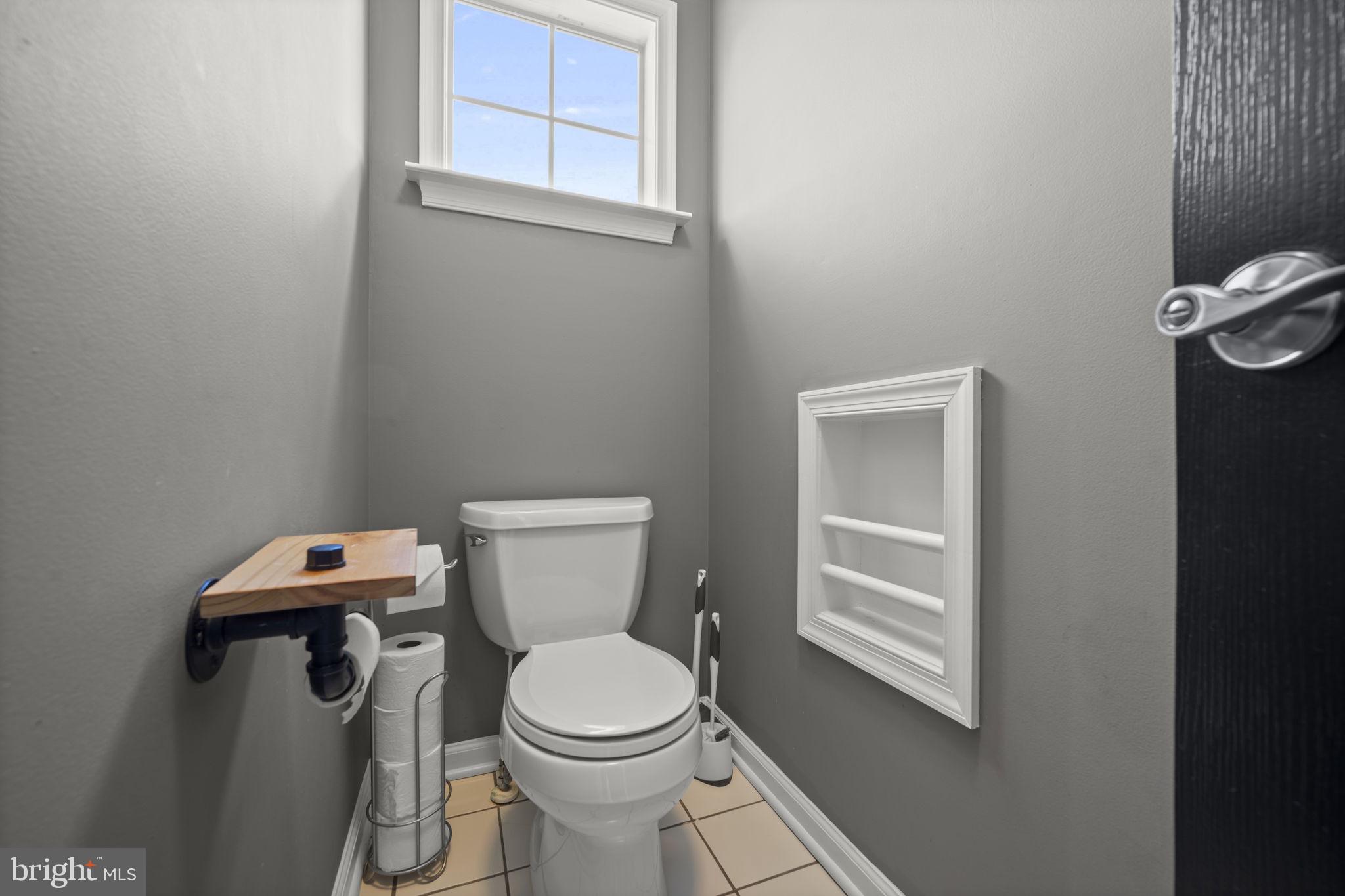 PRIESTFORD OVERLOOK - Residential