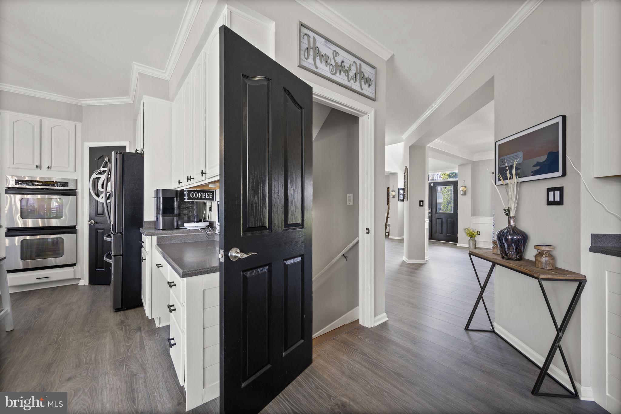 PRIESTFORD OVERLOOK - Residential