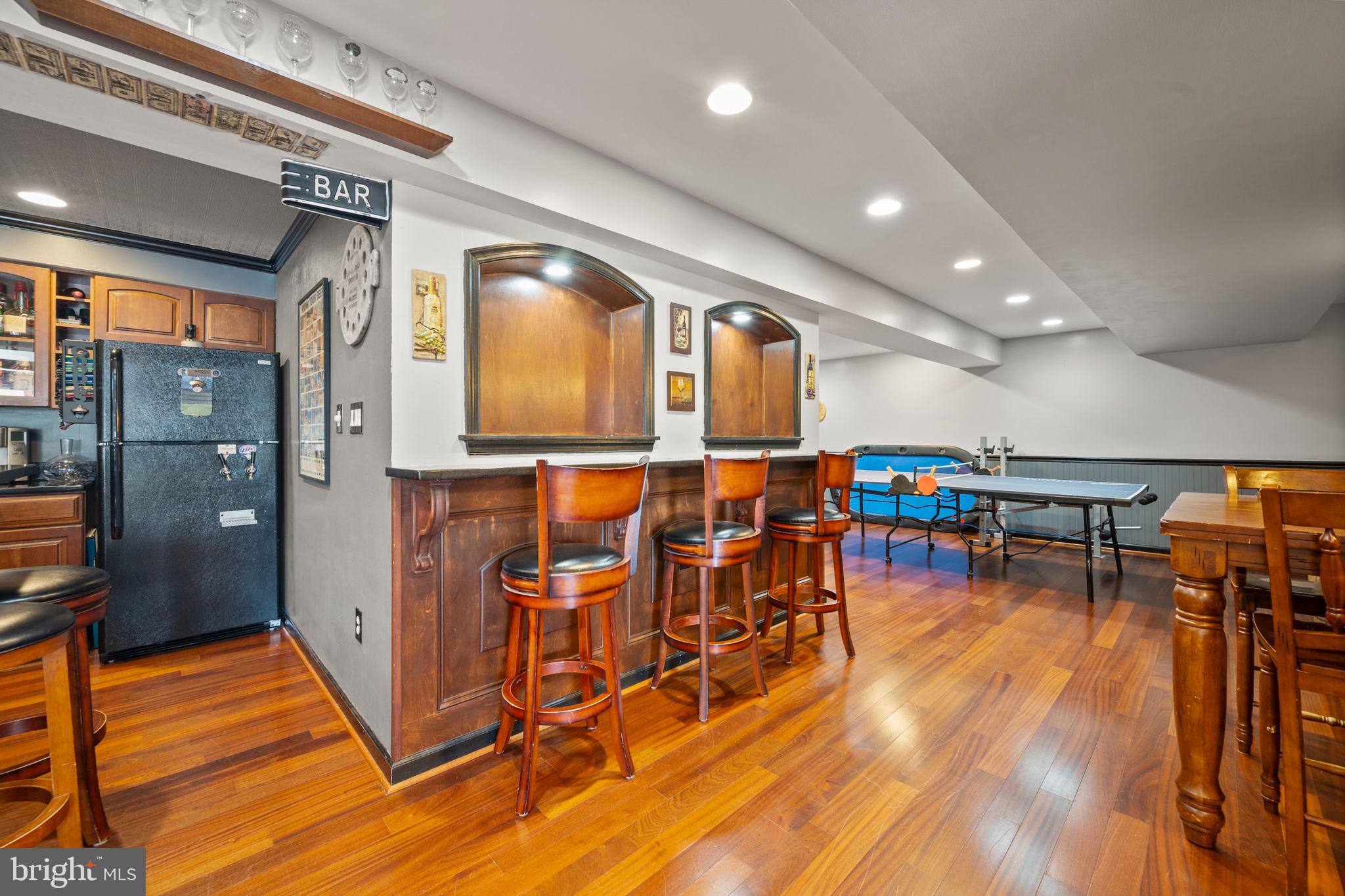 PRIESTFORD OVERLOOK - Residential