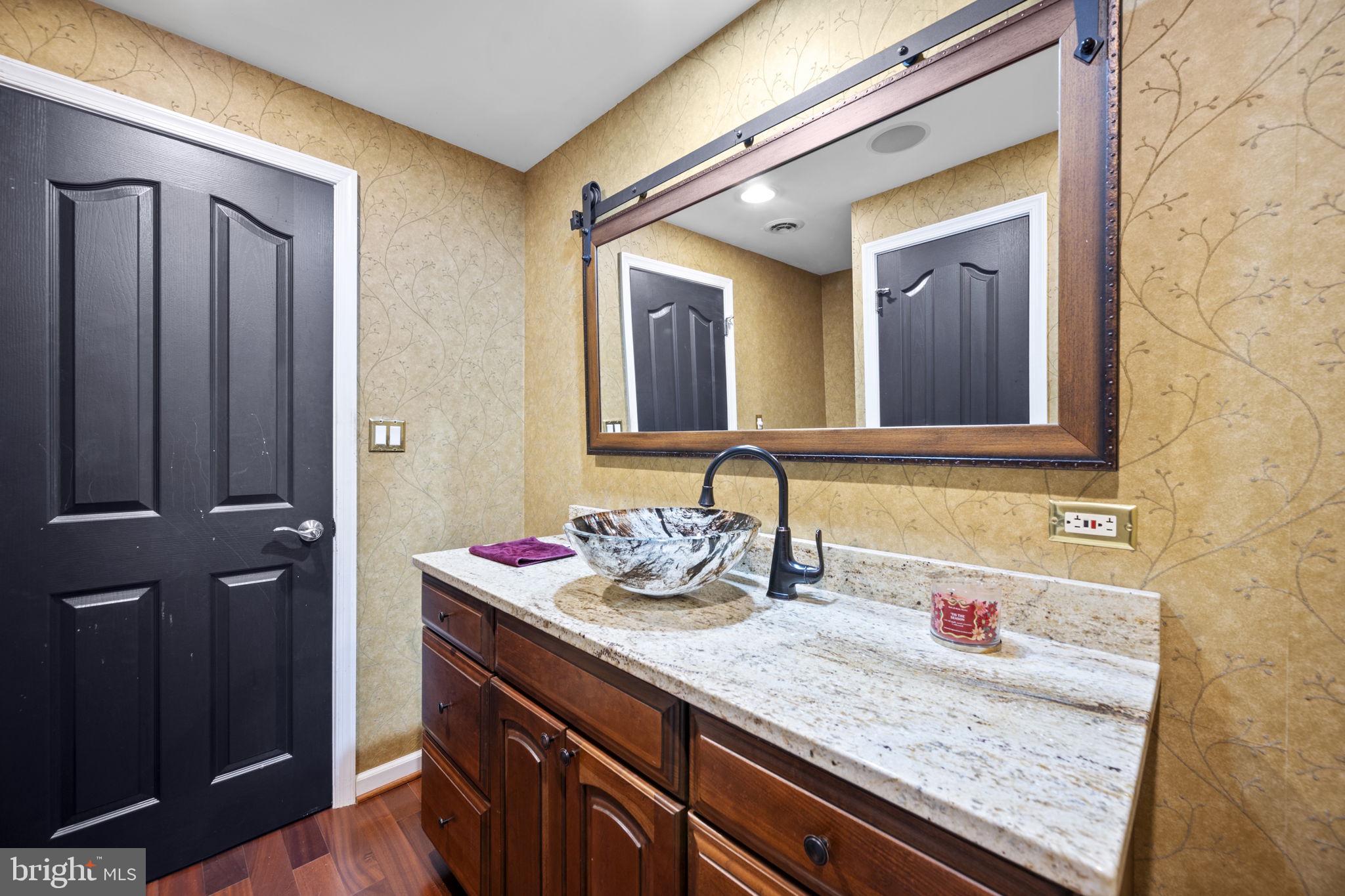 PRIESTFORD OVERLOOK - Residential