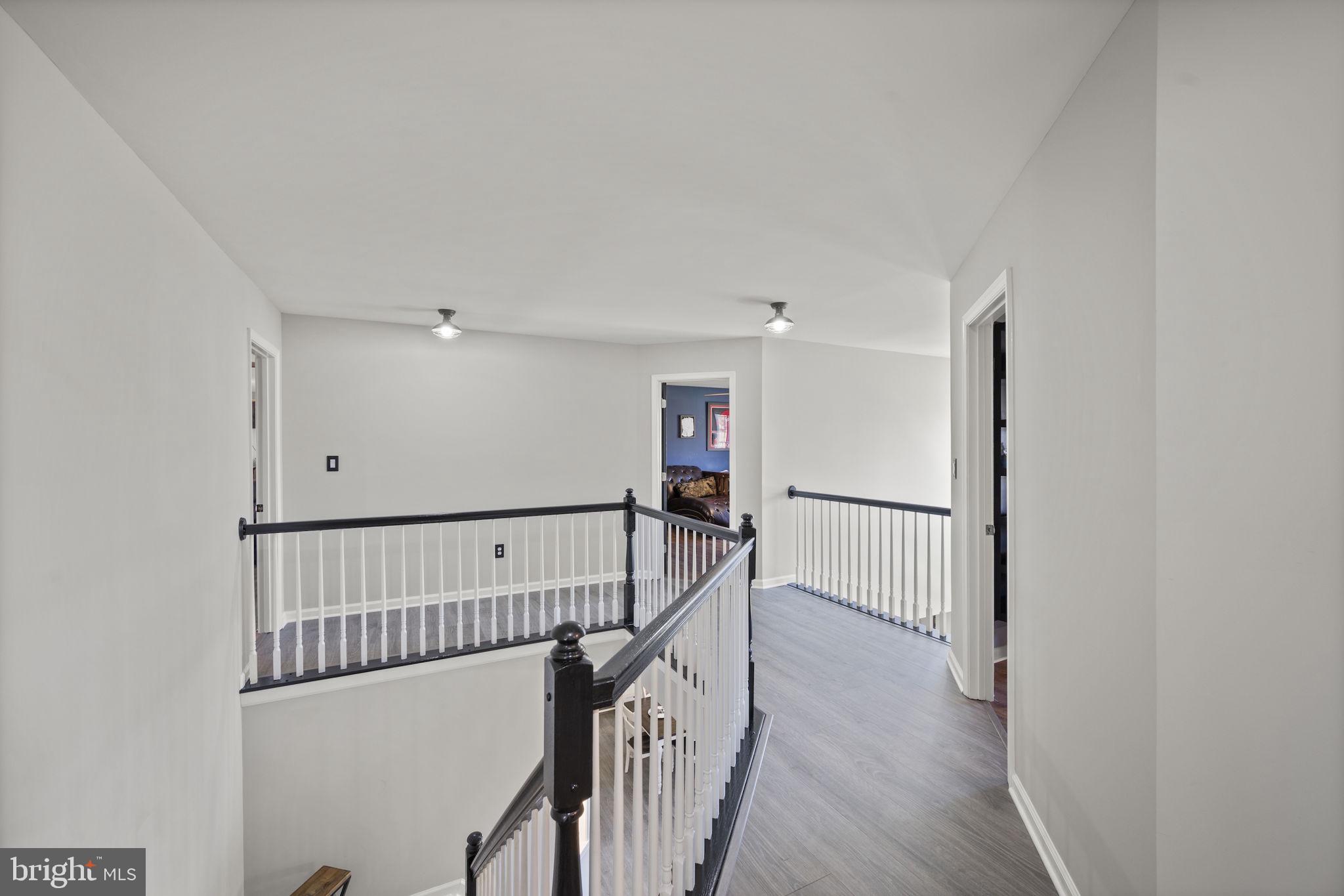 PRIESTFORD OVERLOOK - Residential