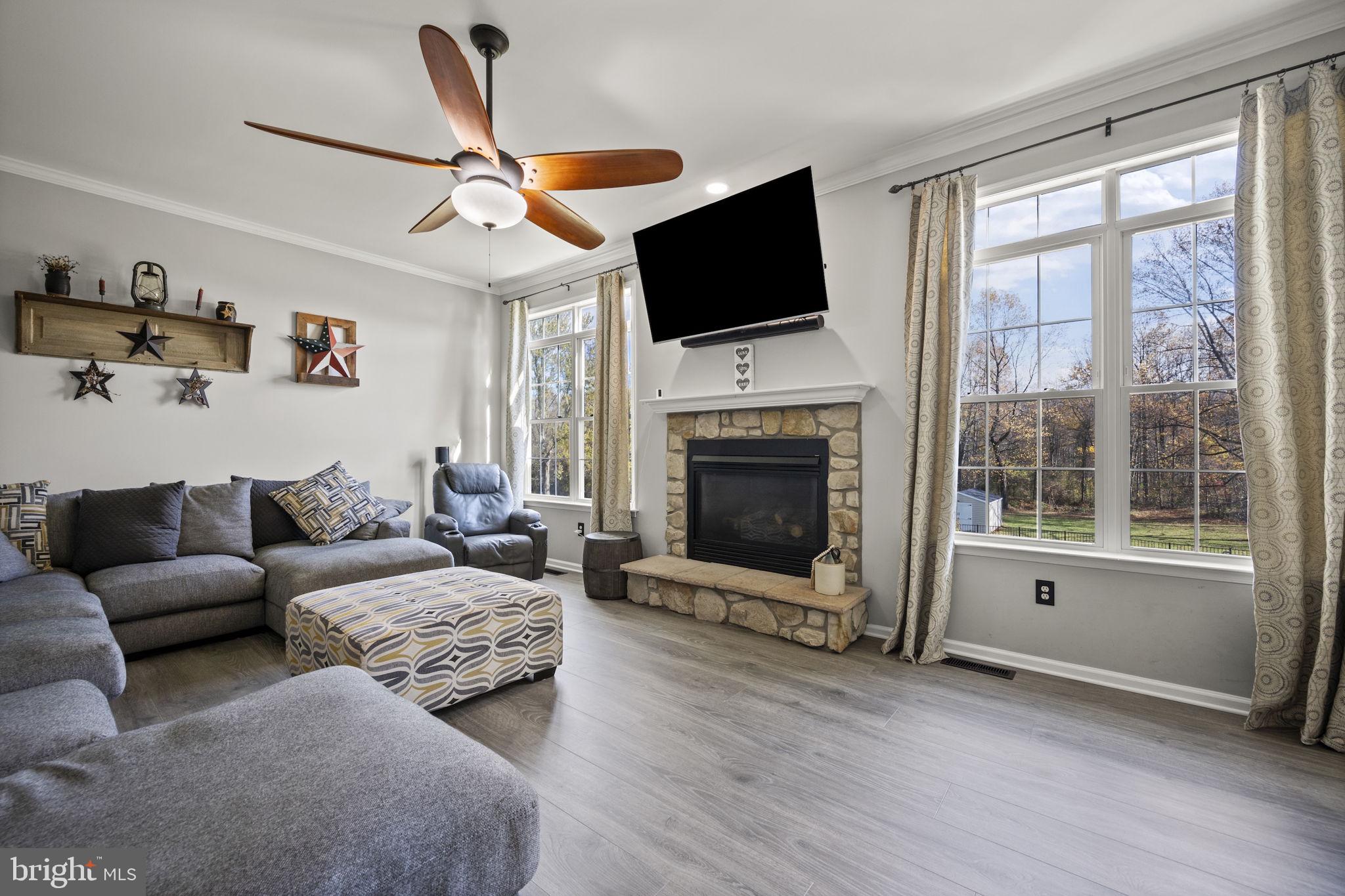 PRIESTFORD OVERLOOK - Residential