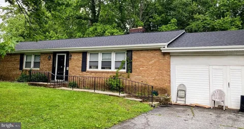 1328 Yorktown Road, Annapolis, MD MLS: MDAA2109316