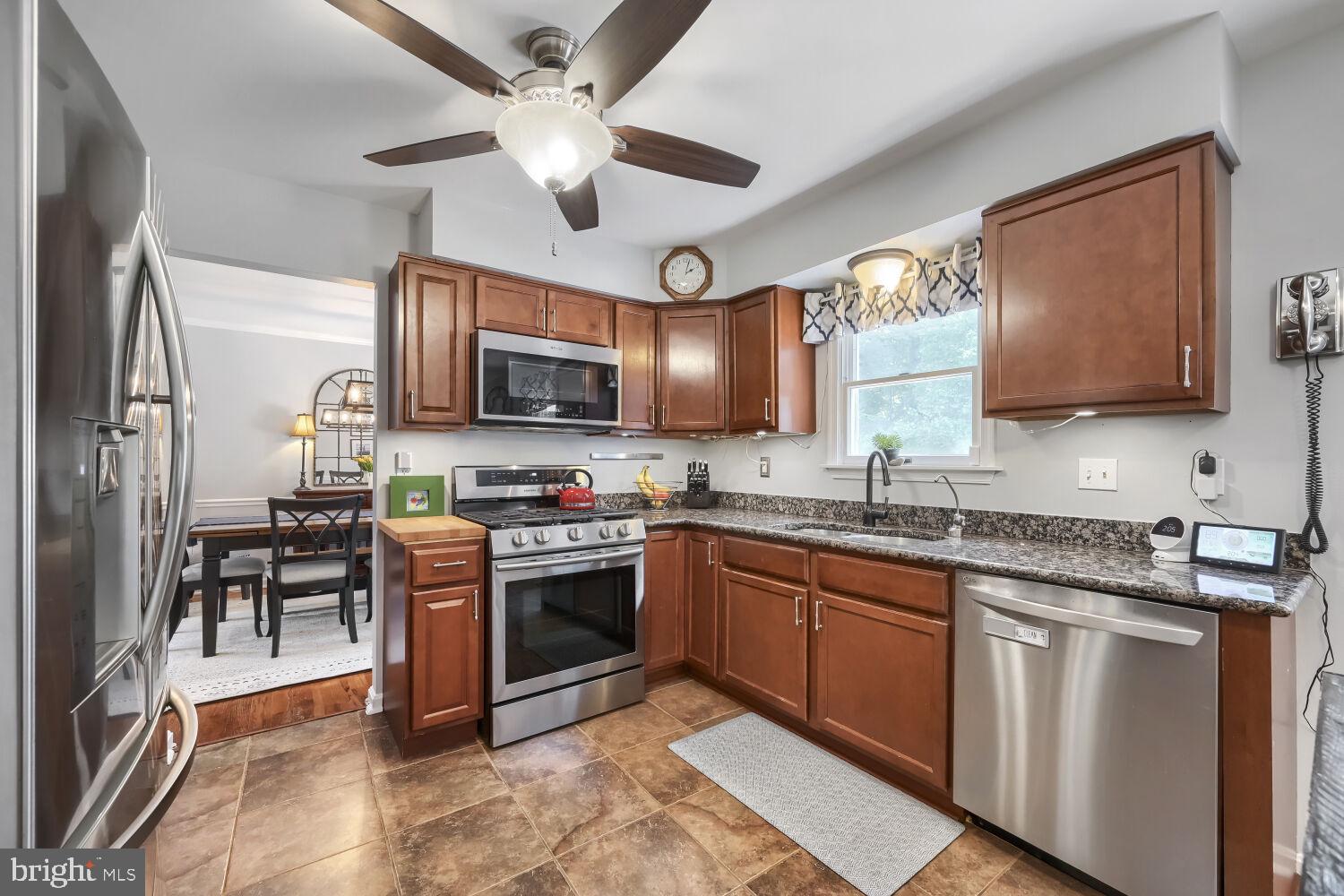 HUNTERS RUN - Residential