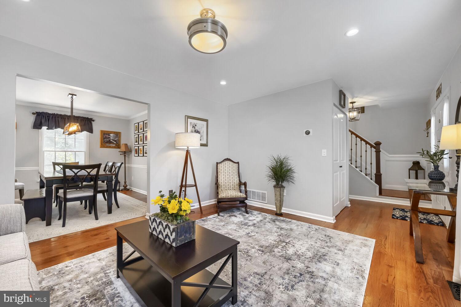 HUNTERS RUN - Residential