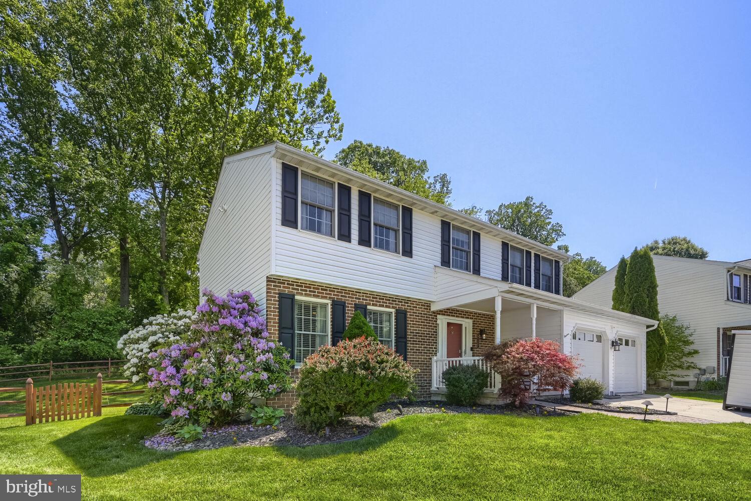 HUNTERS RUN - Residential