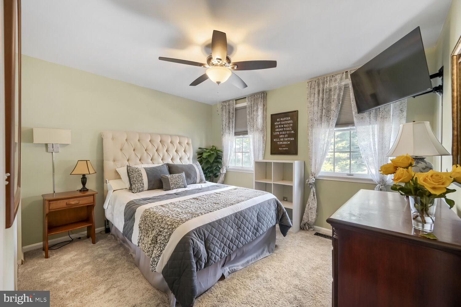 HUNTERS RUN - Residential