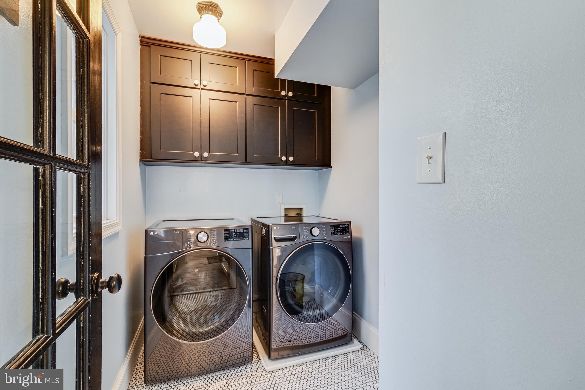 CEDAR COVE - Residential