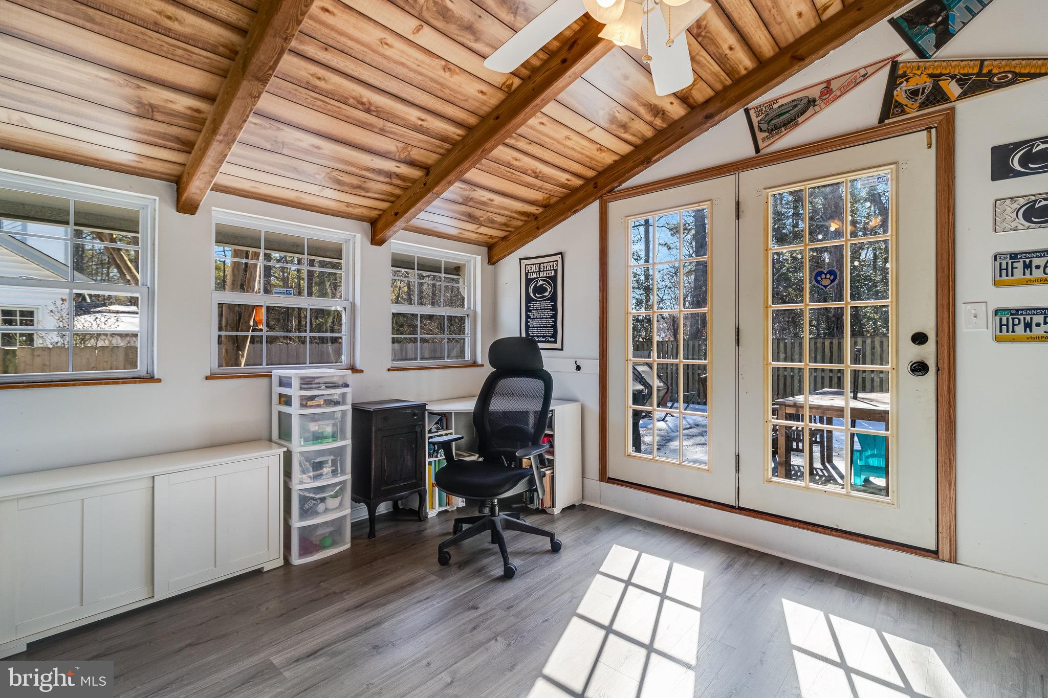 CEDAR COVE - Residential