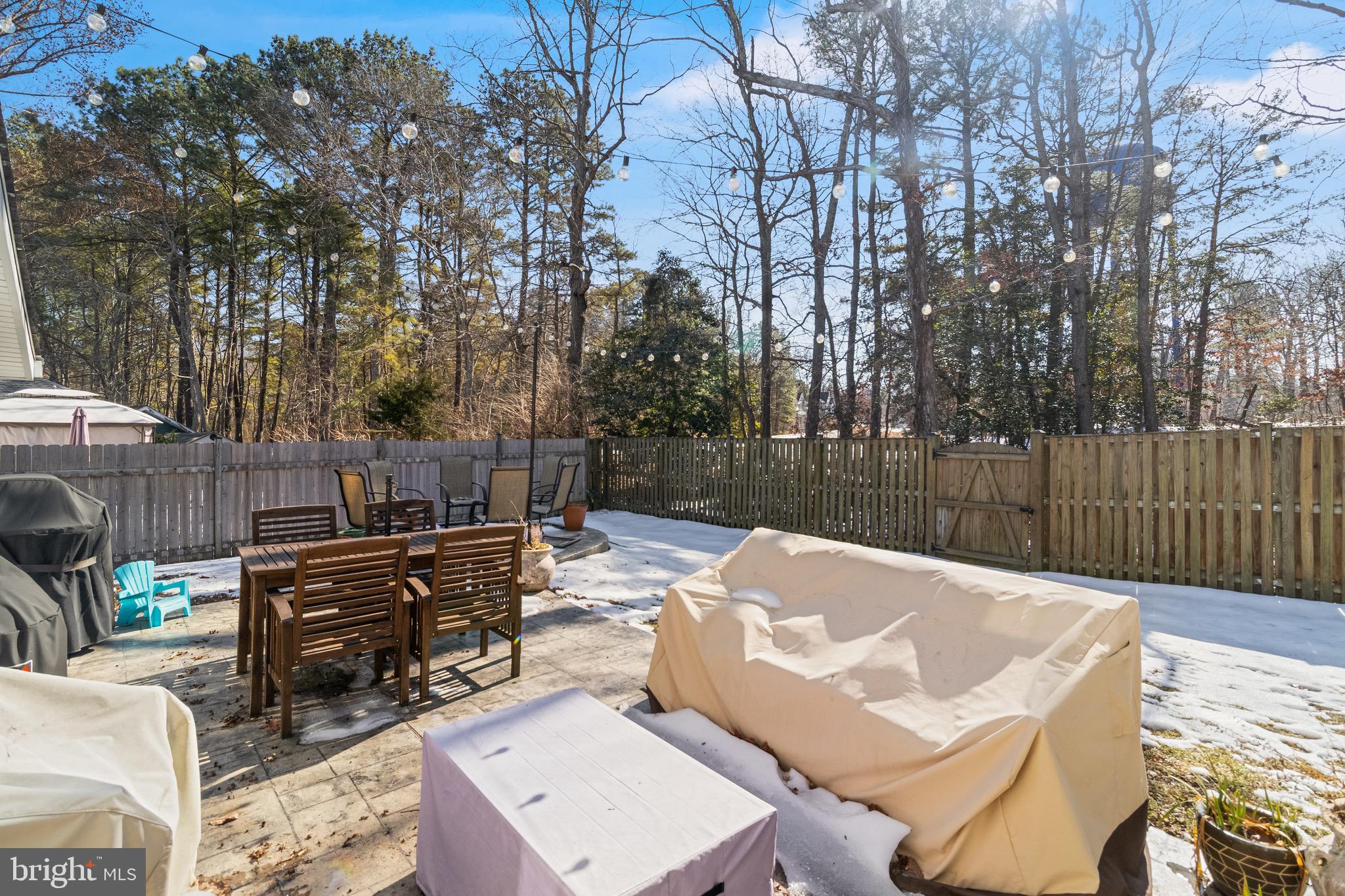 CEDAR COVE - Residential