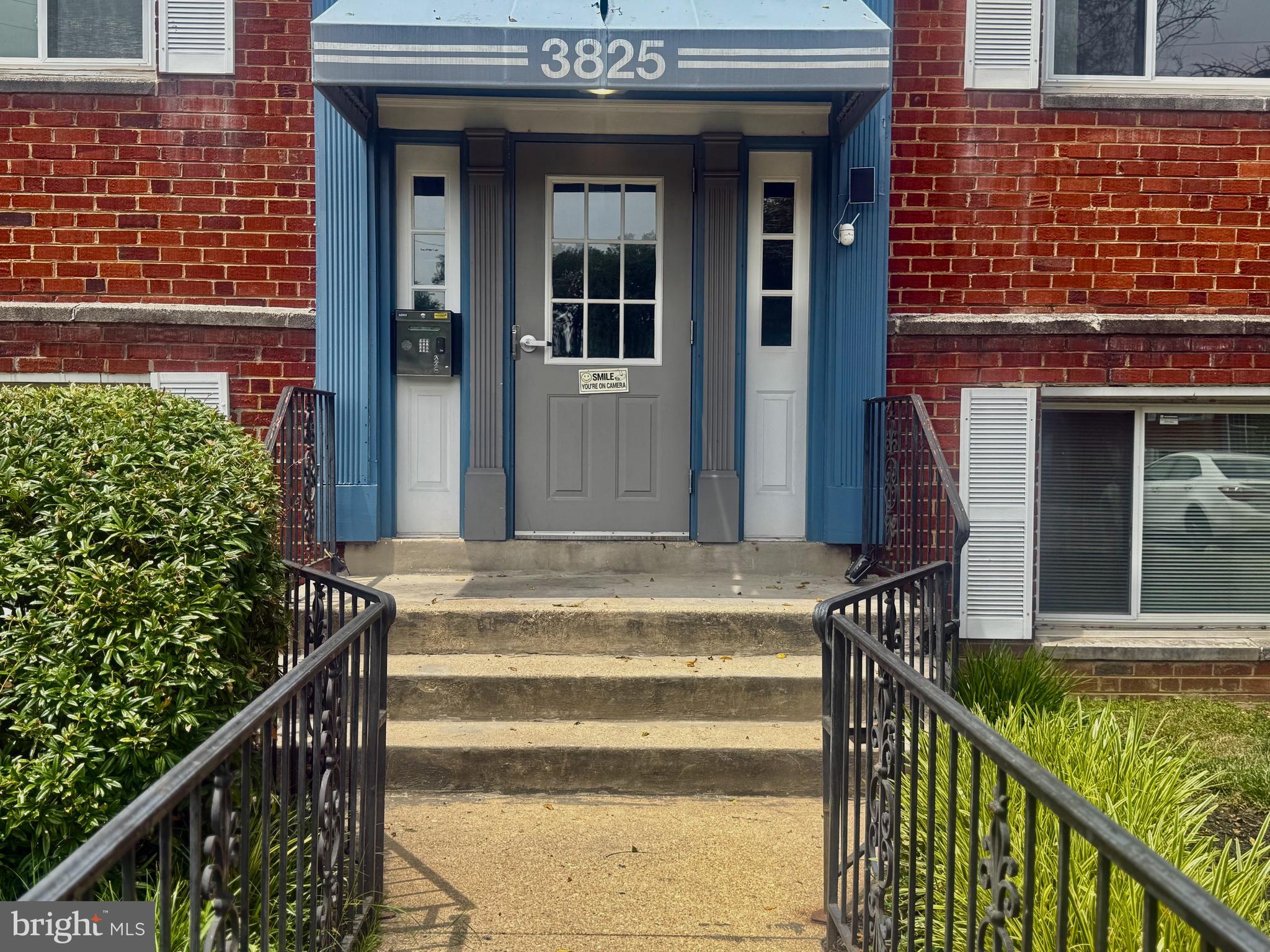 3825 HAMILTON STREET C-304