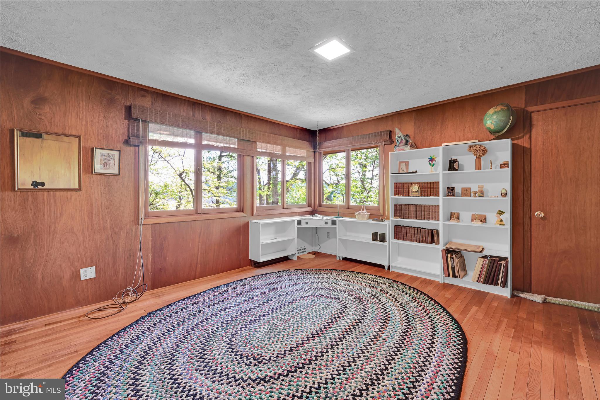 GLEN OLEY FARMS - Residential