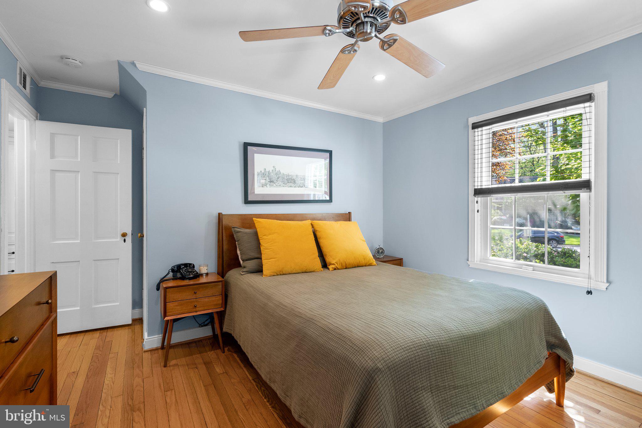 SOUTH WOODSIDE PARK - Residential