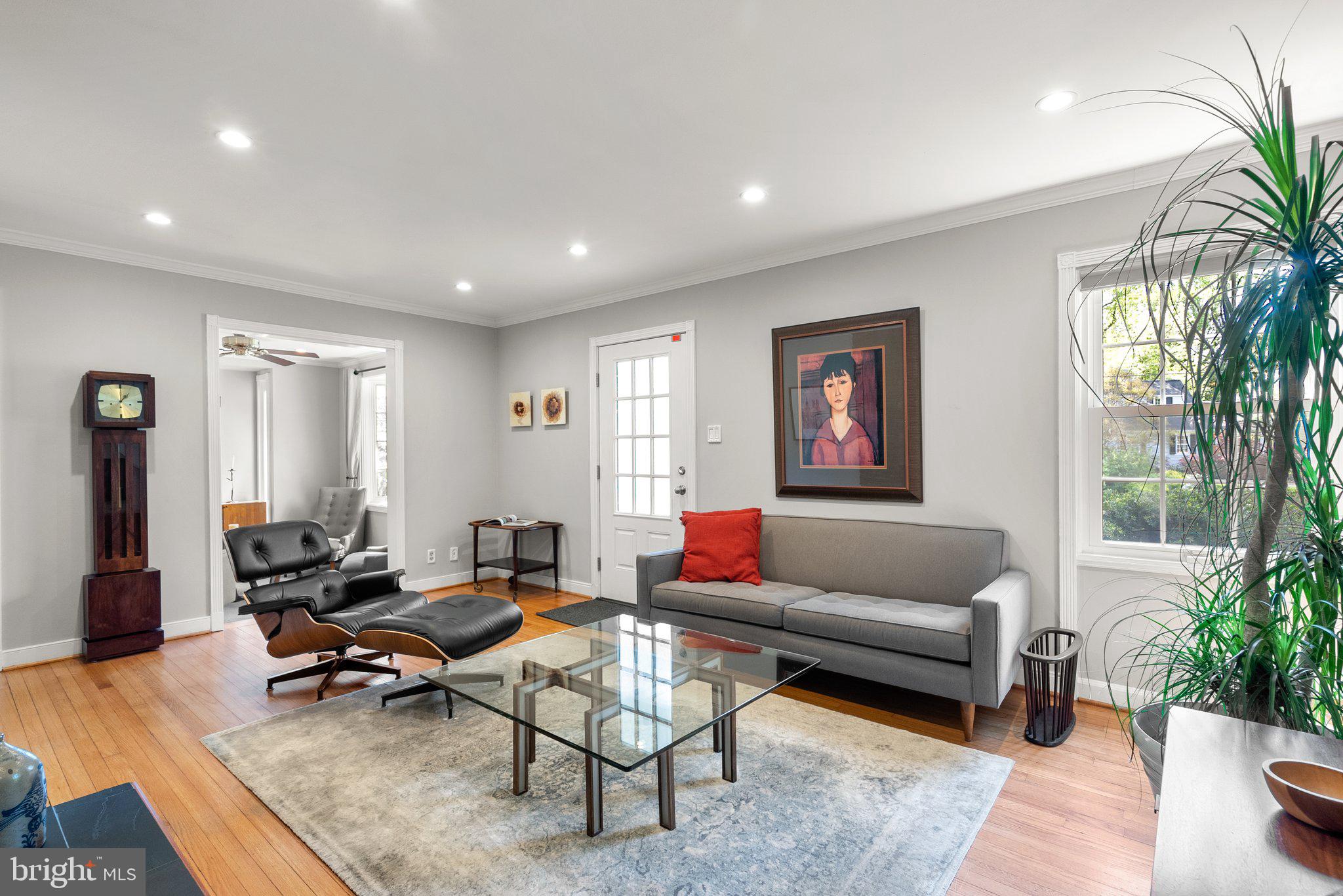 SOUTH WOODSIDE PARK - Residential