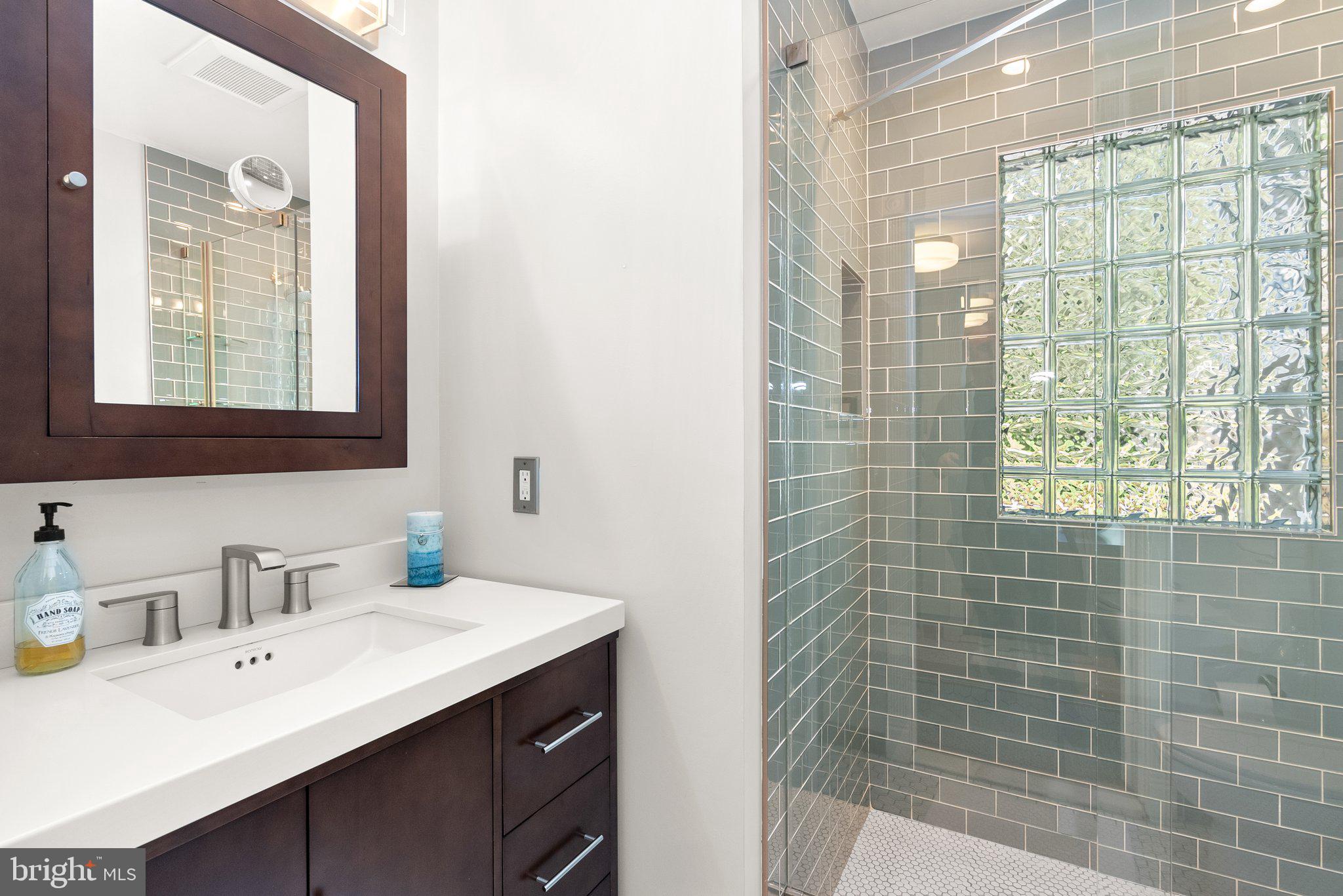 SOUTH WOODSIDE PARK - Residential