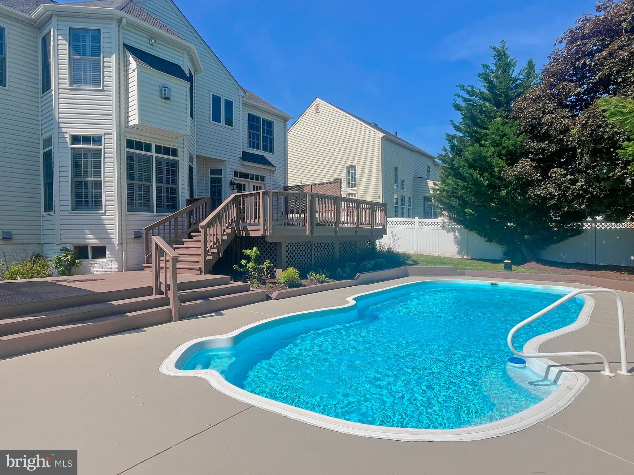 14608 CEDAR KNOLL DRIVE
