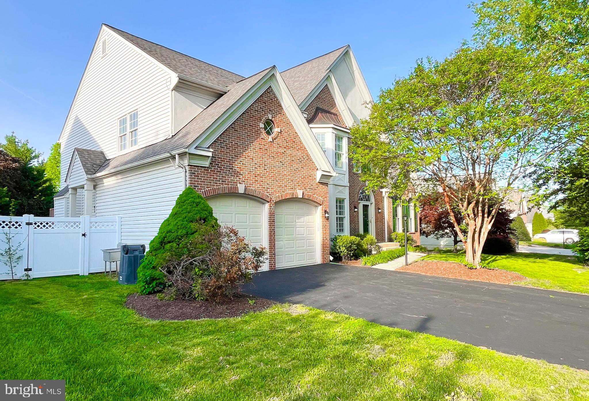 14608 CEDAR KNOLL DRIVE