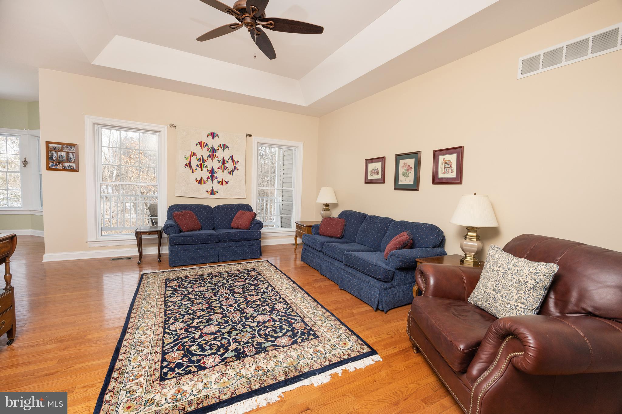 FOX RUN PRESERVE - Residential